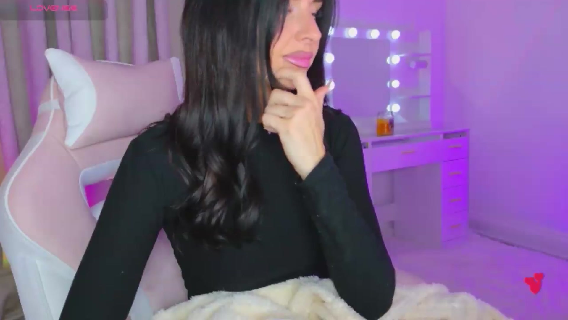 Gallery image thumbnail from BabyFir3's myfreecams stream on, 05/16/2026, 22:13 image 4 of 20