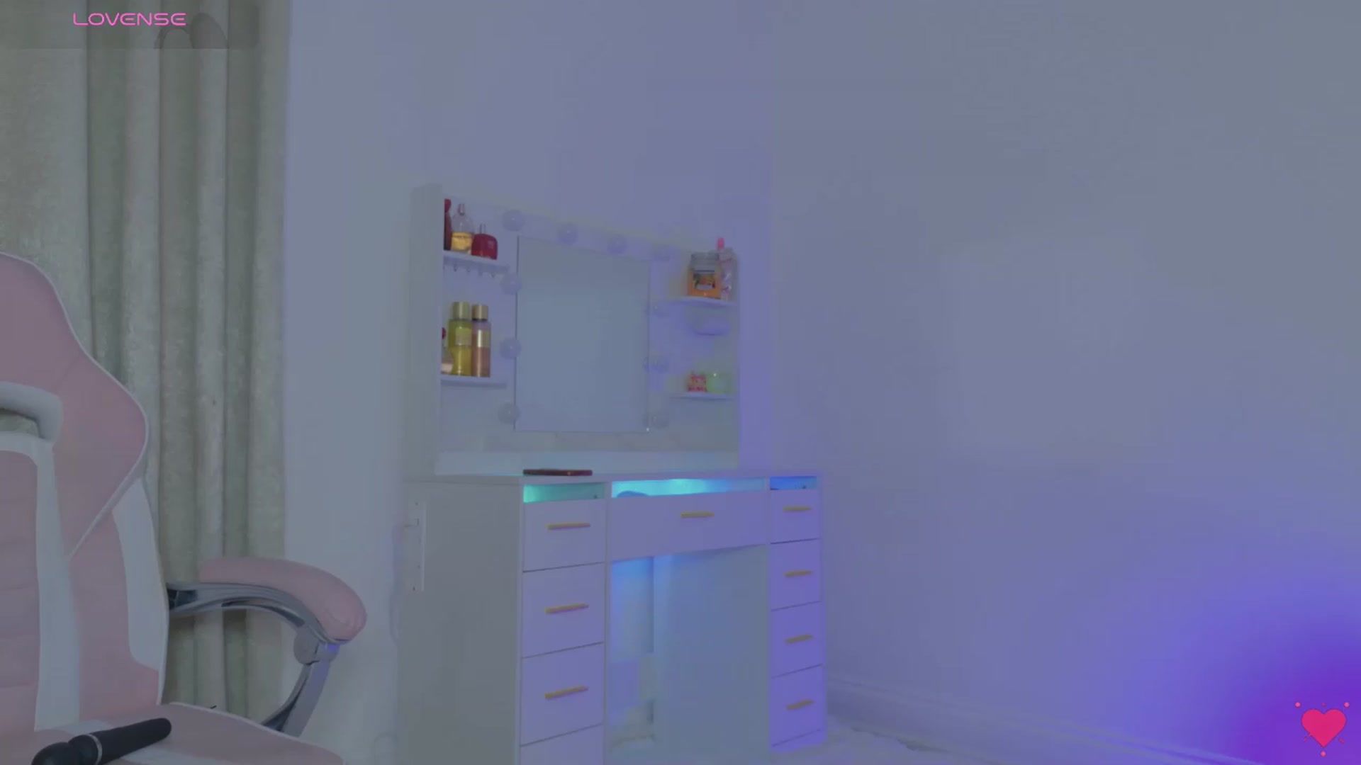 Gallery image thumbnail from BabyFir3's myfreecams stream on, 06/19/2026, 23:13 image 9 of 20