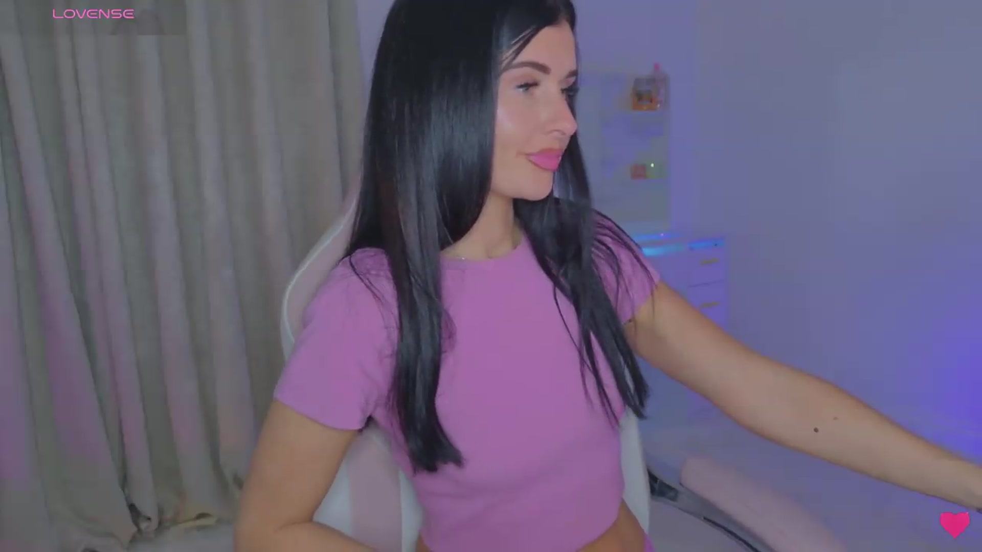 Gallery image thumbnail from BabyFir3's myfreecams stream on, 06/21/2026, 22:23 image 6 of 20