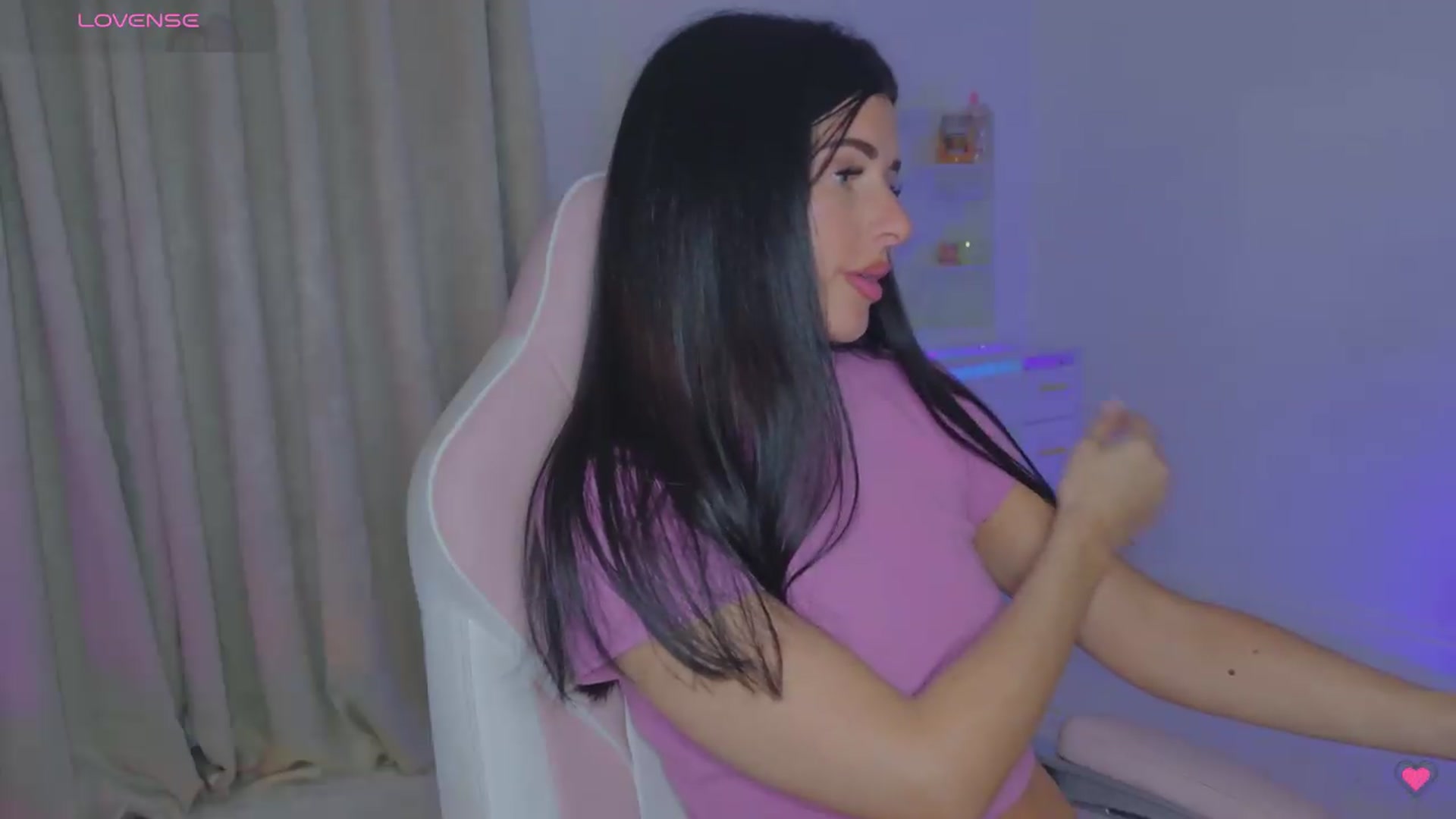 Gallery image thumbnail from BabyFir3's myfreecams stream on, 06/21/2026, 22:23 image 9 of 20