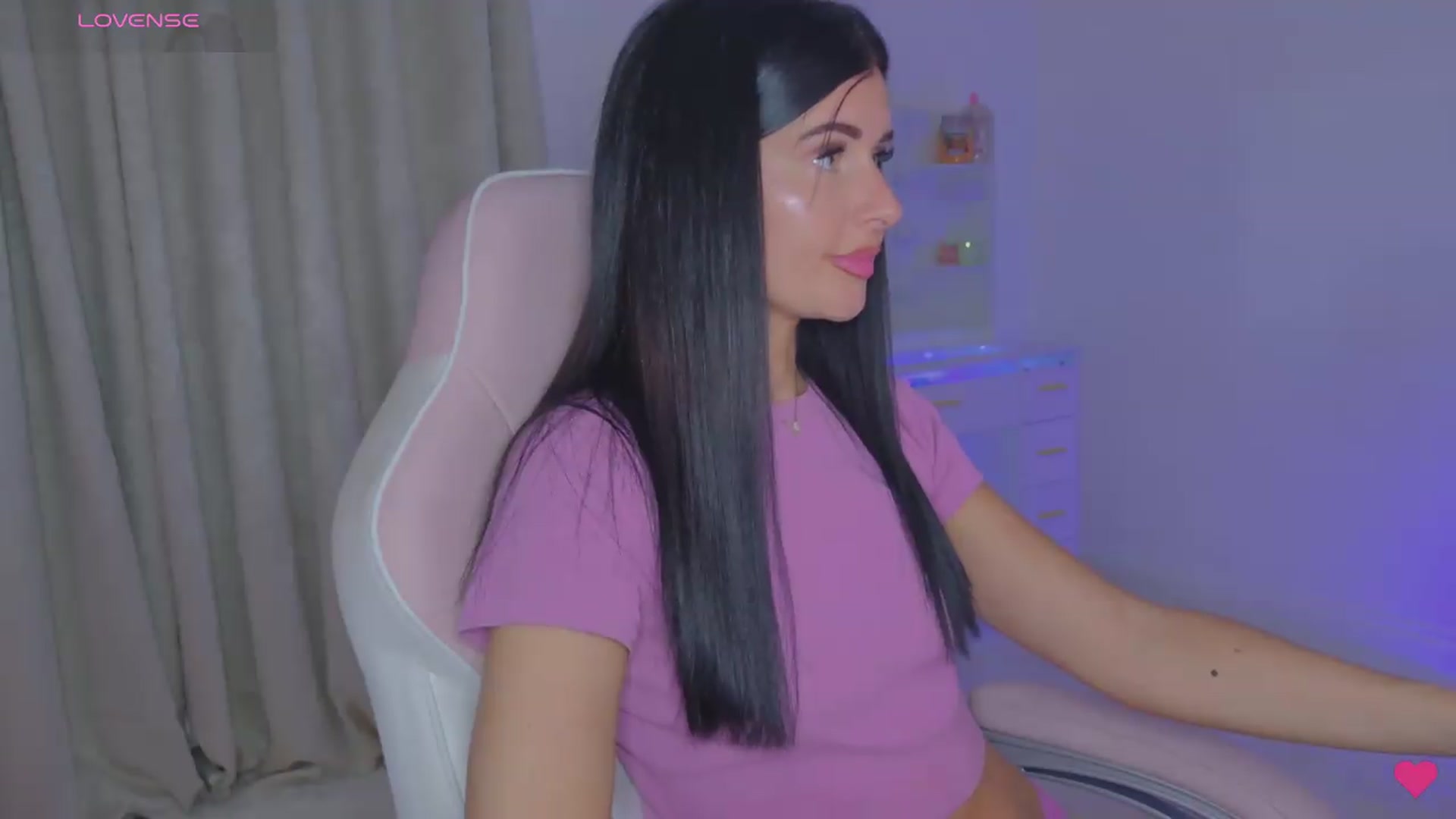 Gallery image thumbnail from BabyFir3's myfreecams stream on, 06/21/2026, 22:23 image 18 of 20