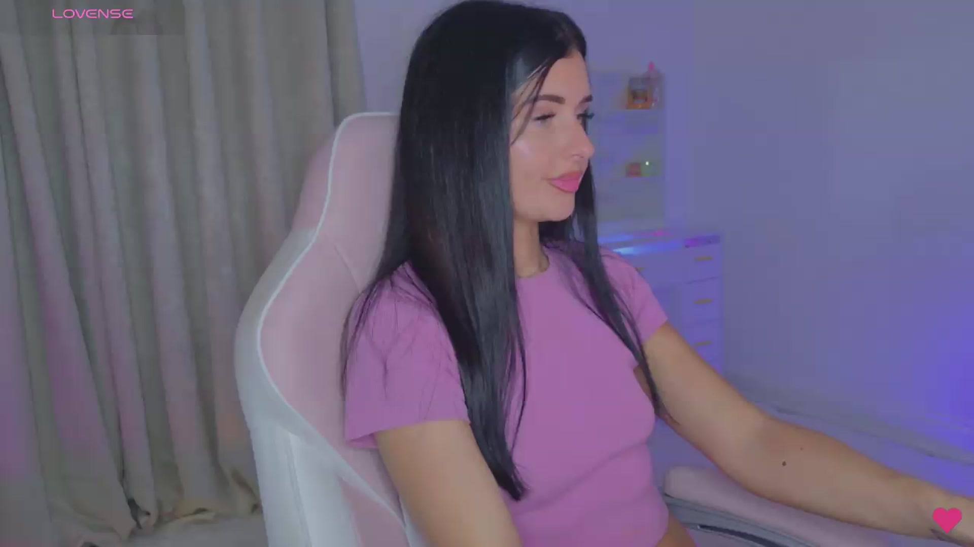 Gallery image thumbnail from BabyFir3's myfreecams stream on, 06/21/2026, 22:23 image 10 of 20