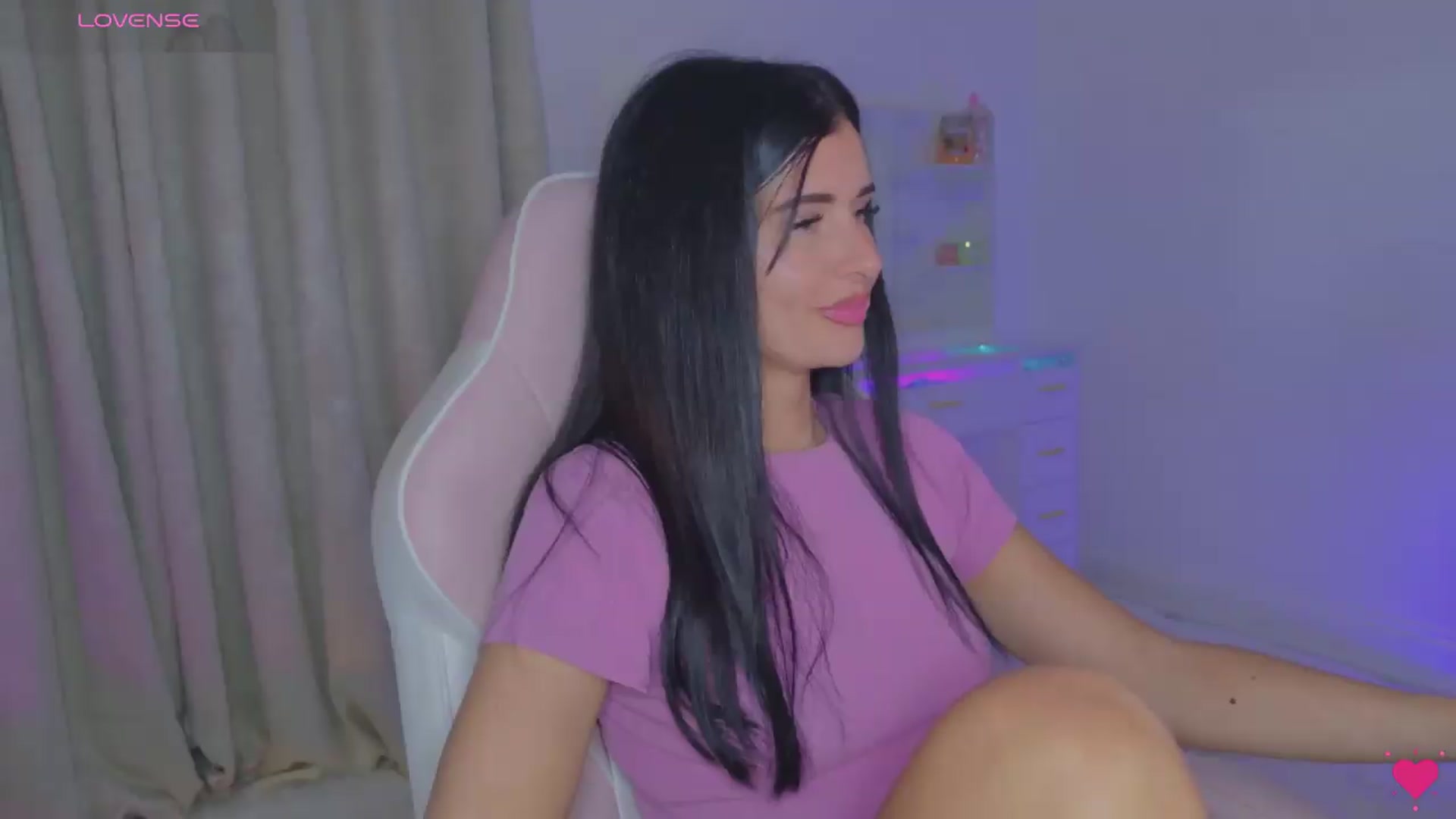 Gallery image thumbnail from BabyFir3's myfreecams stream on, 06/21/2026, 22:23 image 15 of 20