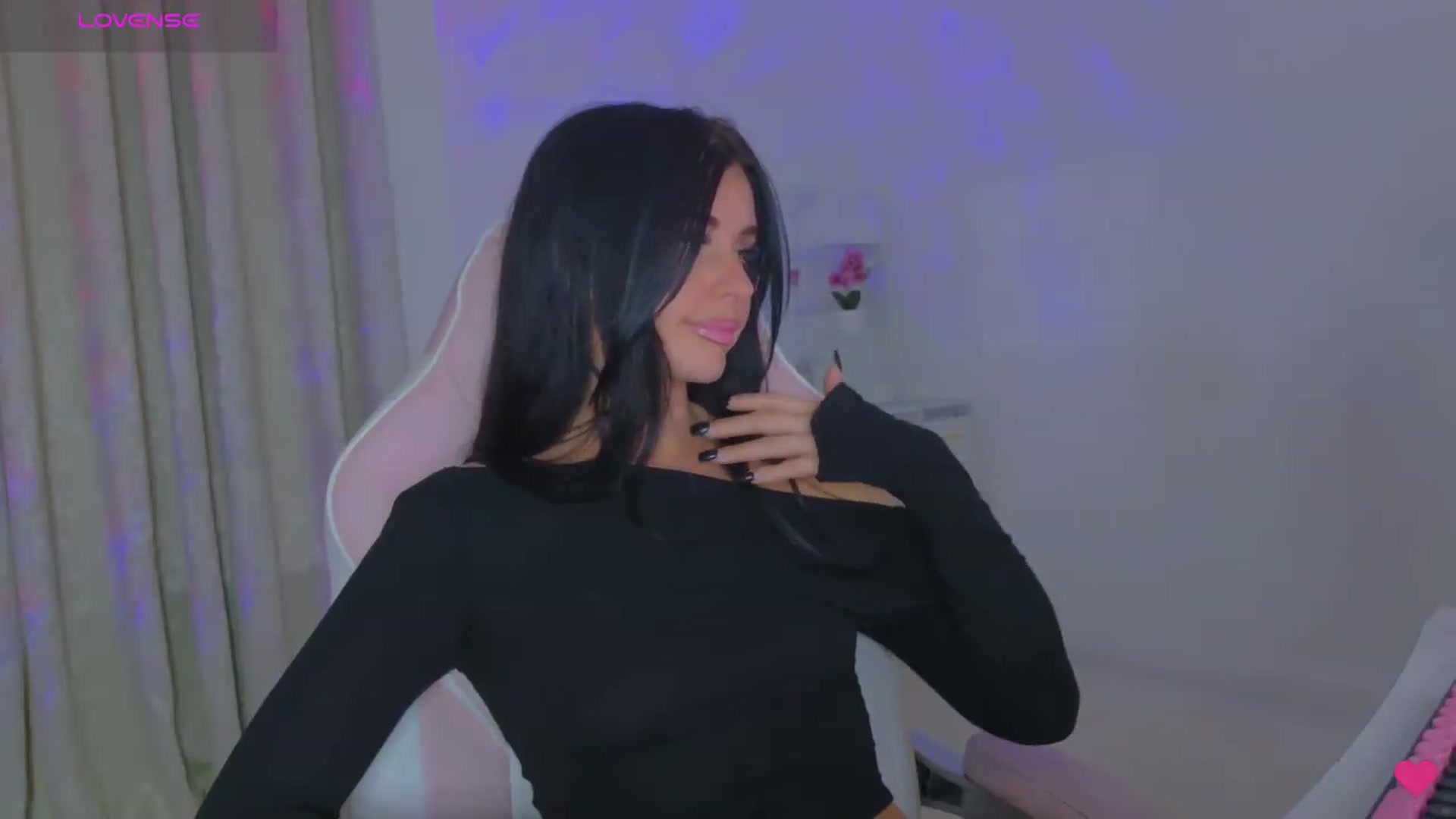 Gallery image thumbnail from BabyFir3's myfreecams stream on, 09/01/2026, 17:51 image 16 of 20