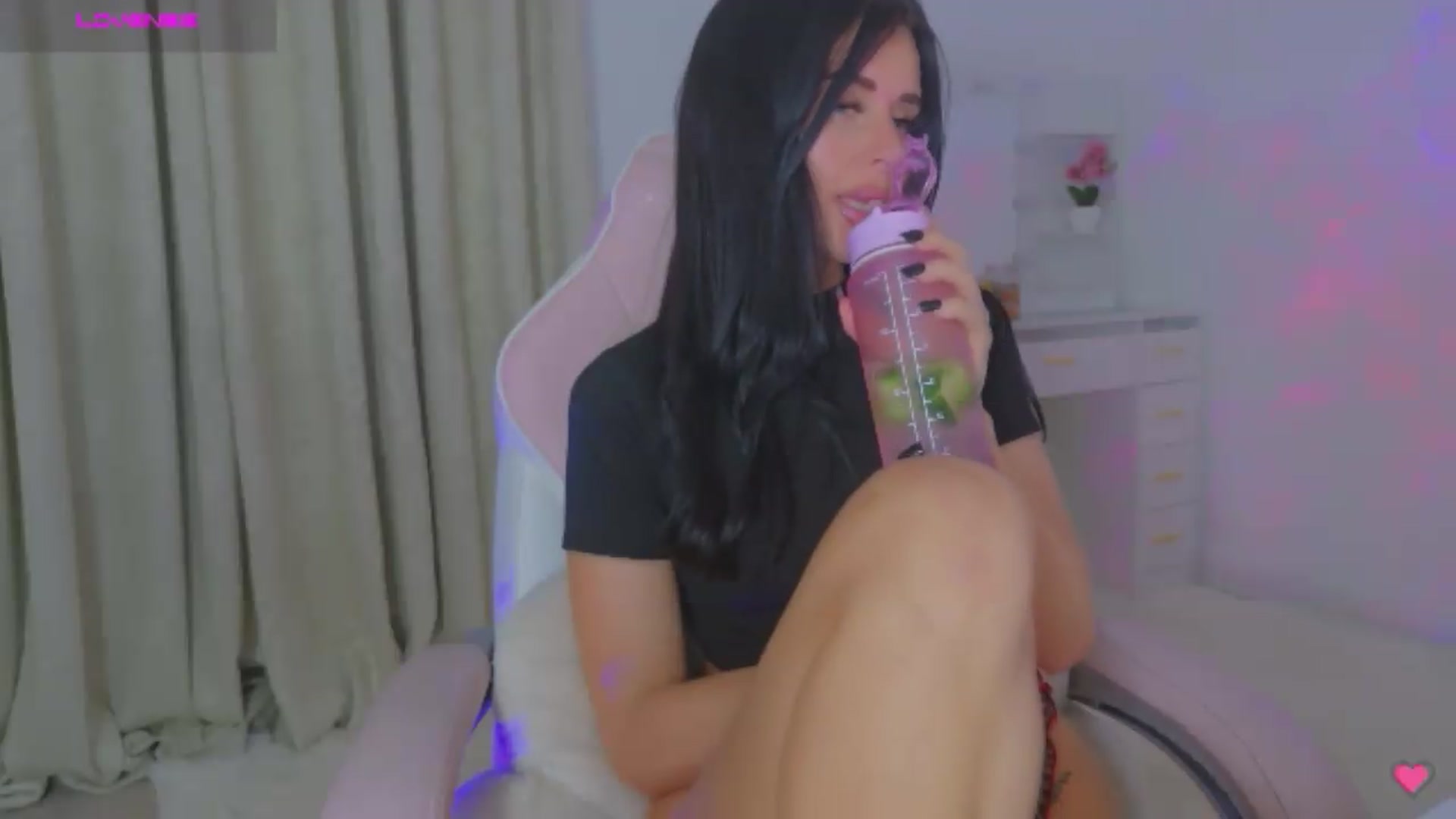 Gallery image thumbnail from BabyFir3's myfreecams stream on, 09/08/2026, 20:53 image 17 of 20
