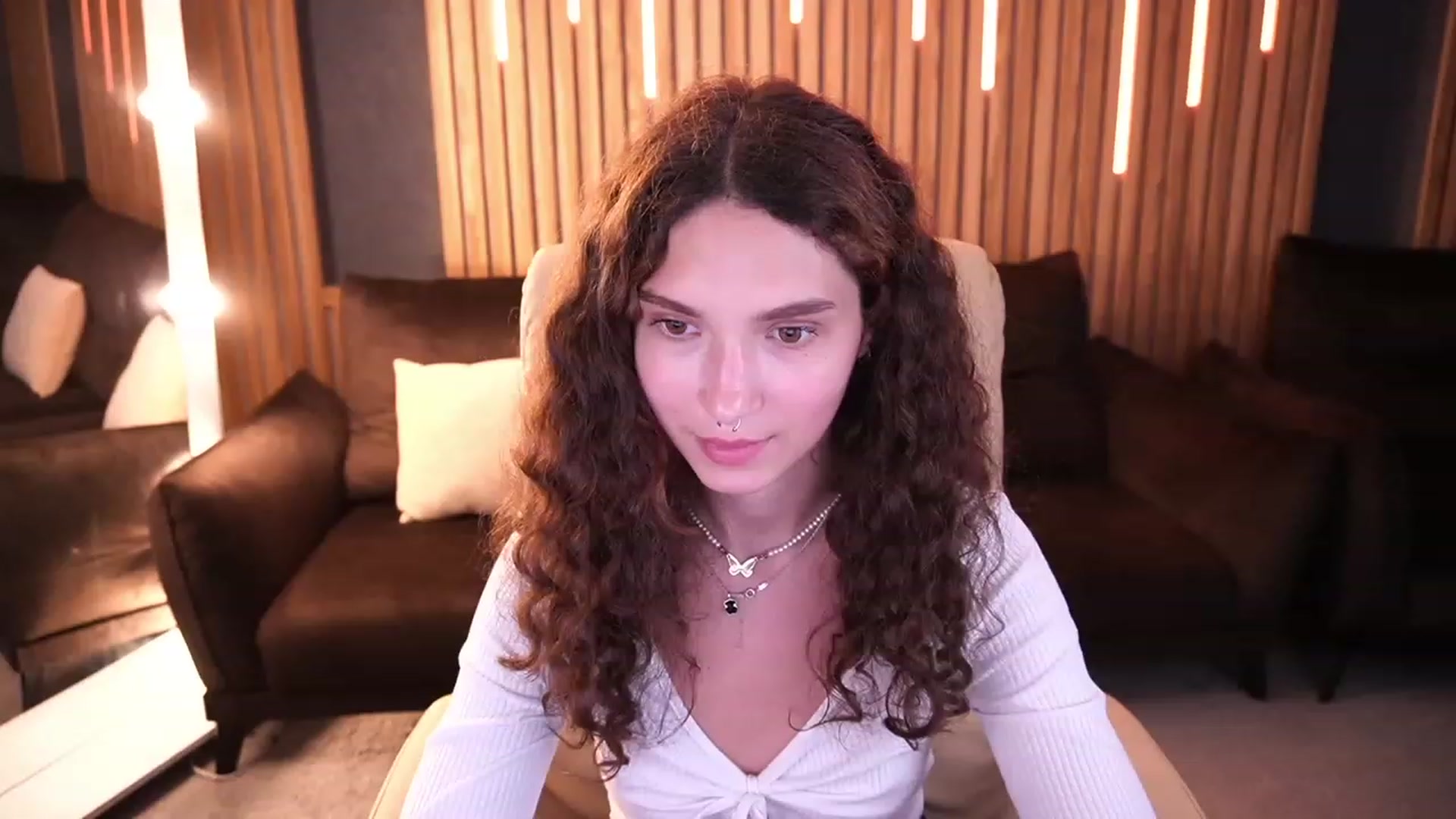 Gallery image thumbnail from BabyFlowerr's myfreecams stream on, 06/24/2023, 14:58 image 18 of 20