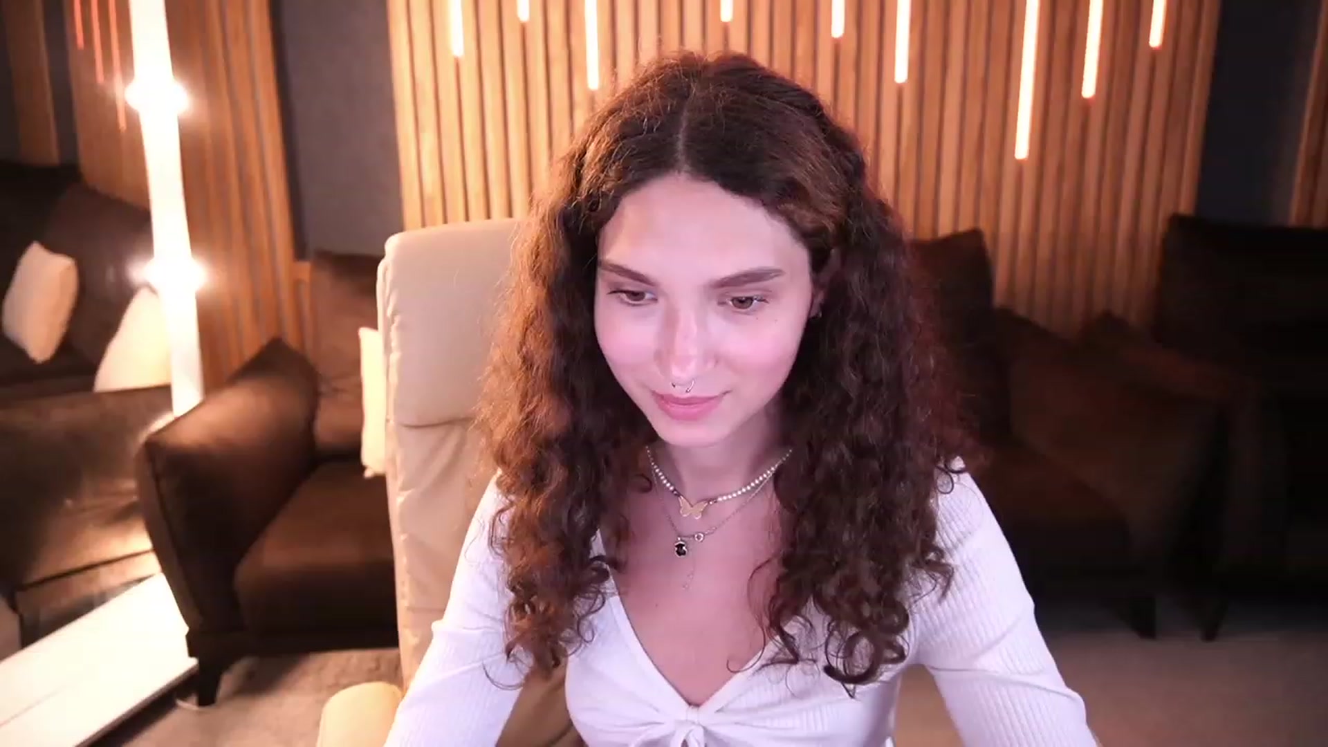 Gallery image thumbnail from BabyFlowerr's myfreecams stream on, 06/24/2023, 14:58 image 13 of 20