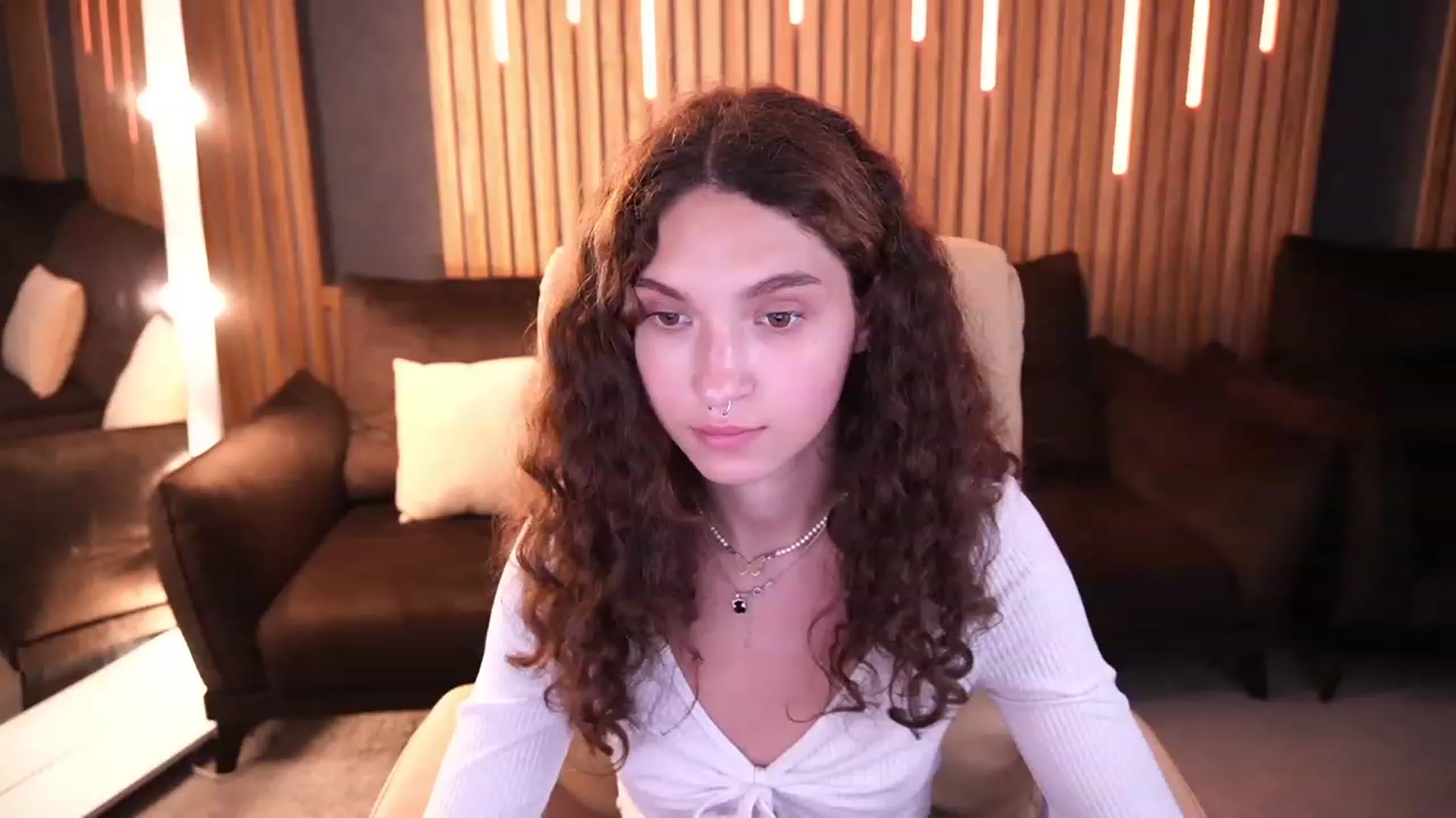 Gallery image thumbnail from BabyFlowerr's myfreecams stream on, 06/24/2023, 14:58 image 17 of 20