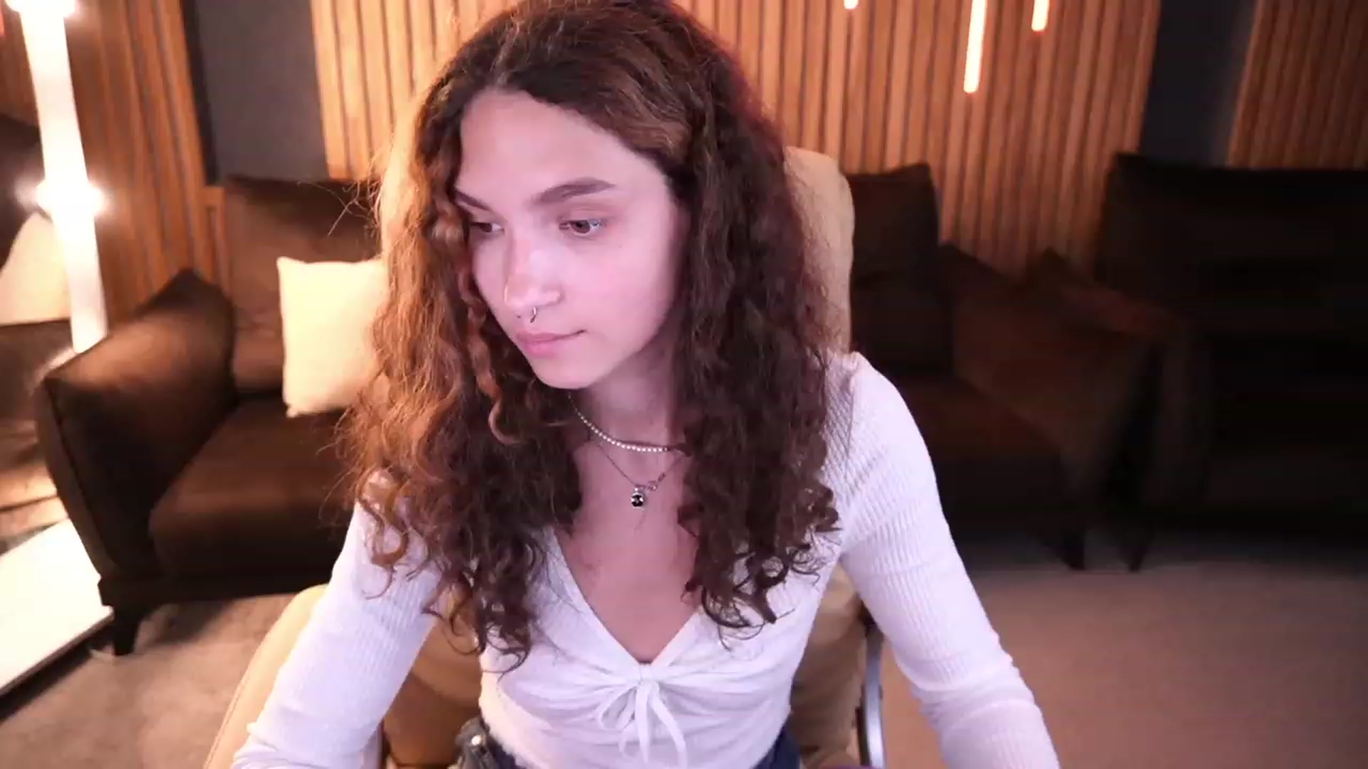 Gallery image thumbnail from BabyFlowerr's myfreecams stream on, 06/24/2023, 17:46 image 3 of 20