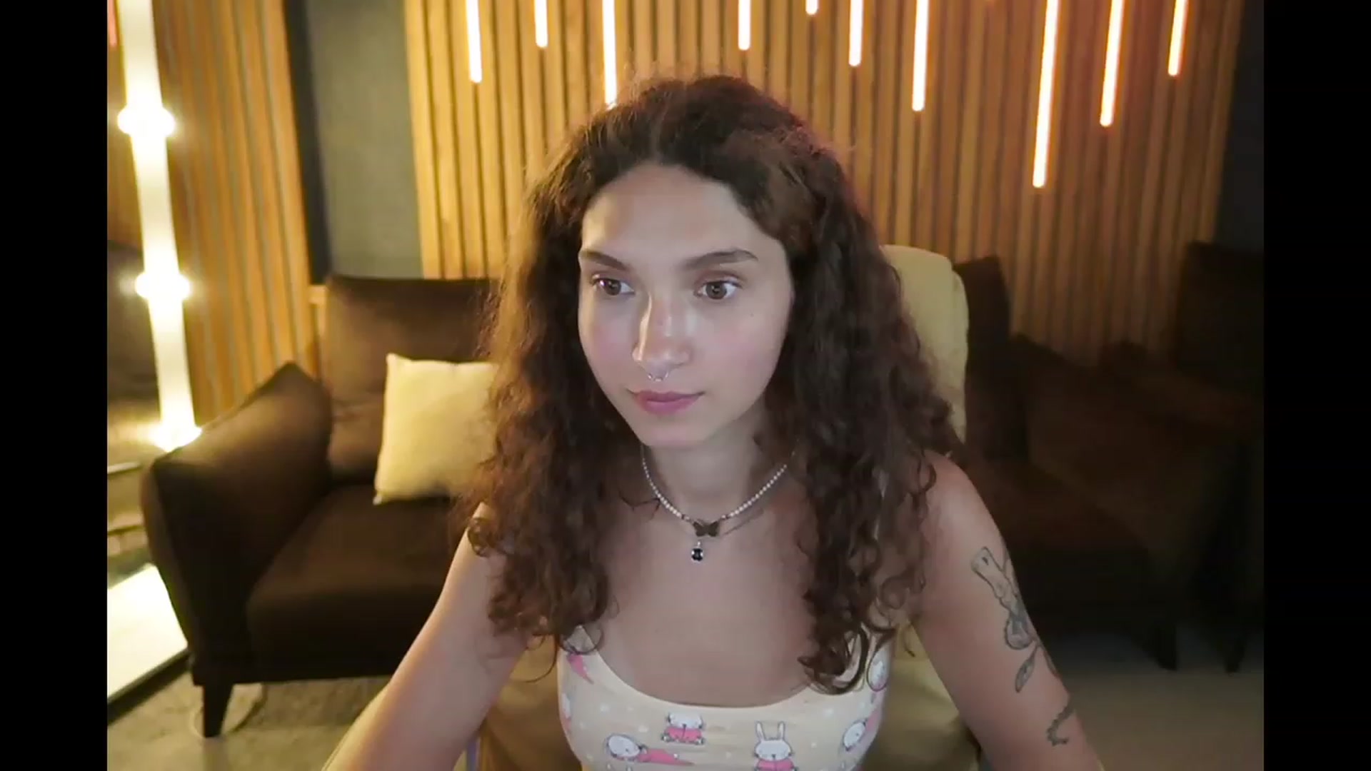 Gallery image thumbnail from BabyFlowerr's myfreecams stream on, 06/25/2023, 12:07 image 16 of 20