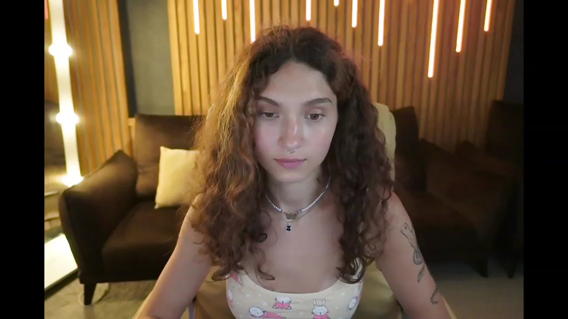 Gallery image thumbnail from BabyFlowerr's myfreecams stream on, 06/25/2023, 12:07 image 15 of 20