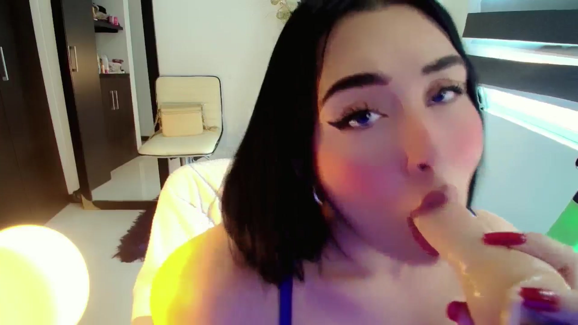 Gallery image thumbnail from BabyGiirl's myfreecams stream on, 06/25/2024, 20:34 image 18 of 20
