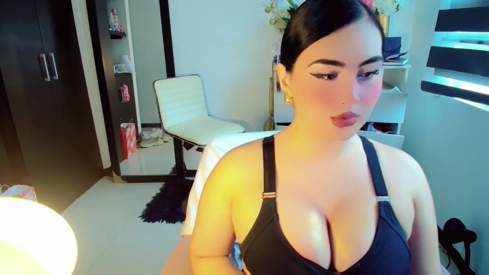 Gallery image thumbnail from BabyGiirl's myfreecams stream on, 07/04/2024, 18:02 image 4 of 20