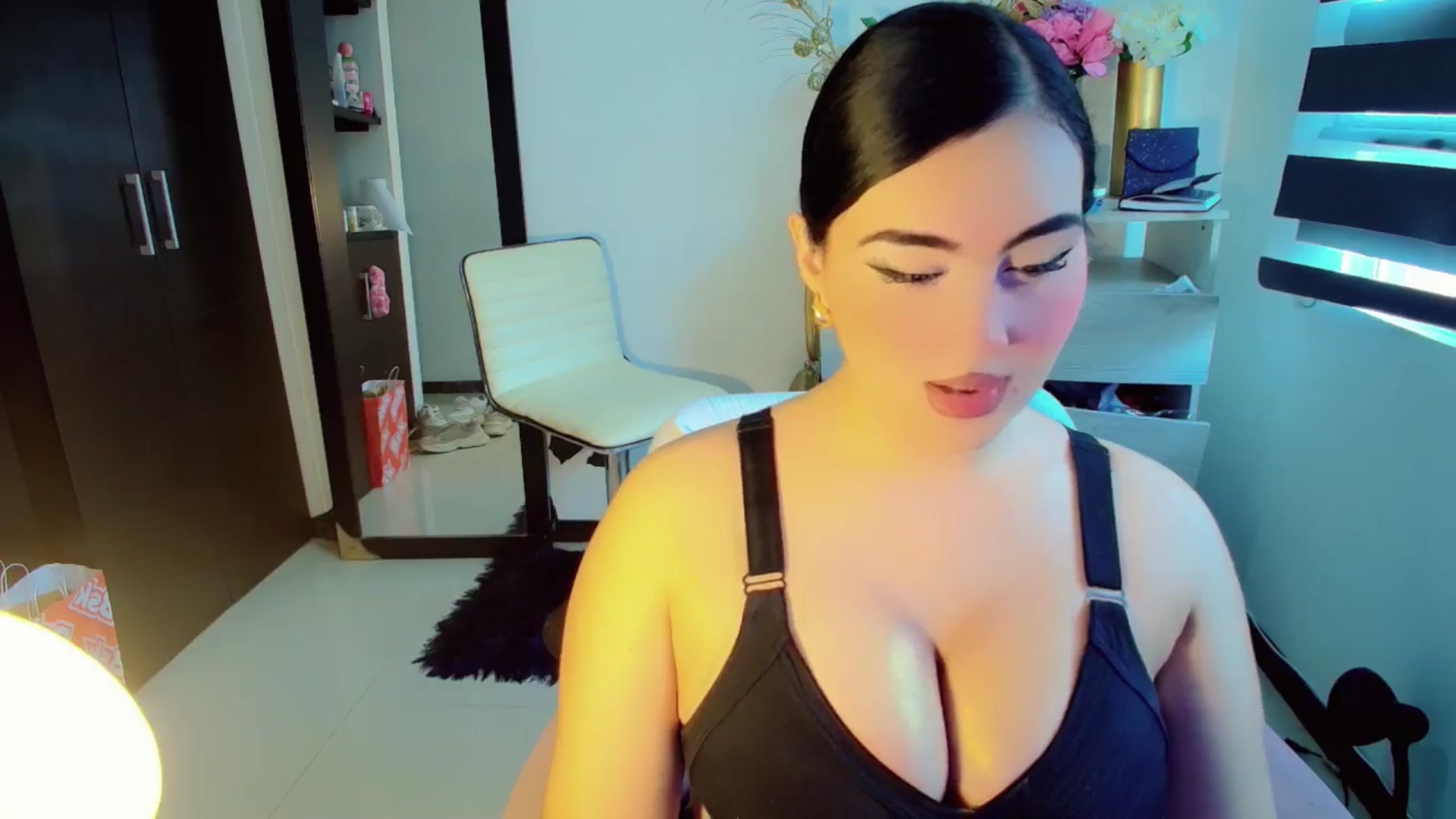 Gallery image thumbnail from BabyGiirl's myfreecams stream on, 07/04/2024, 18:02 image 9 of 20