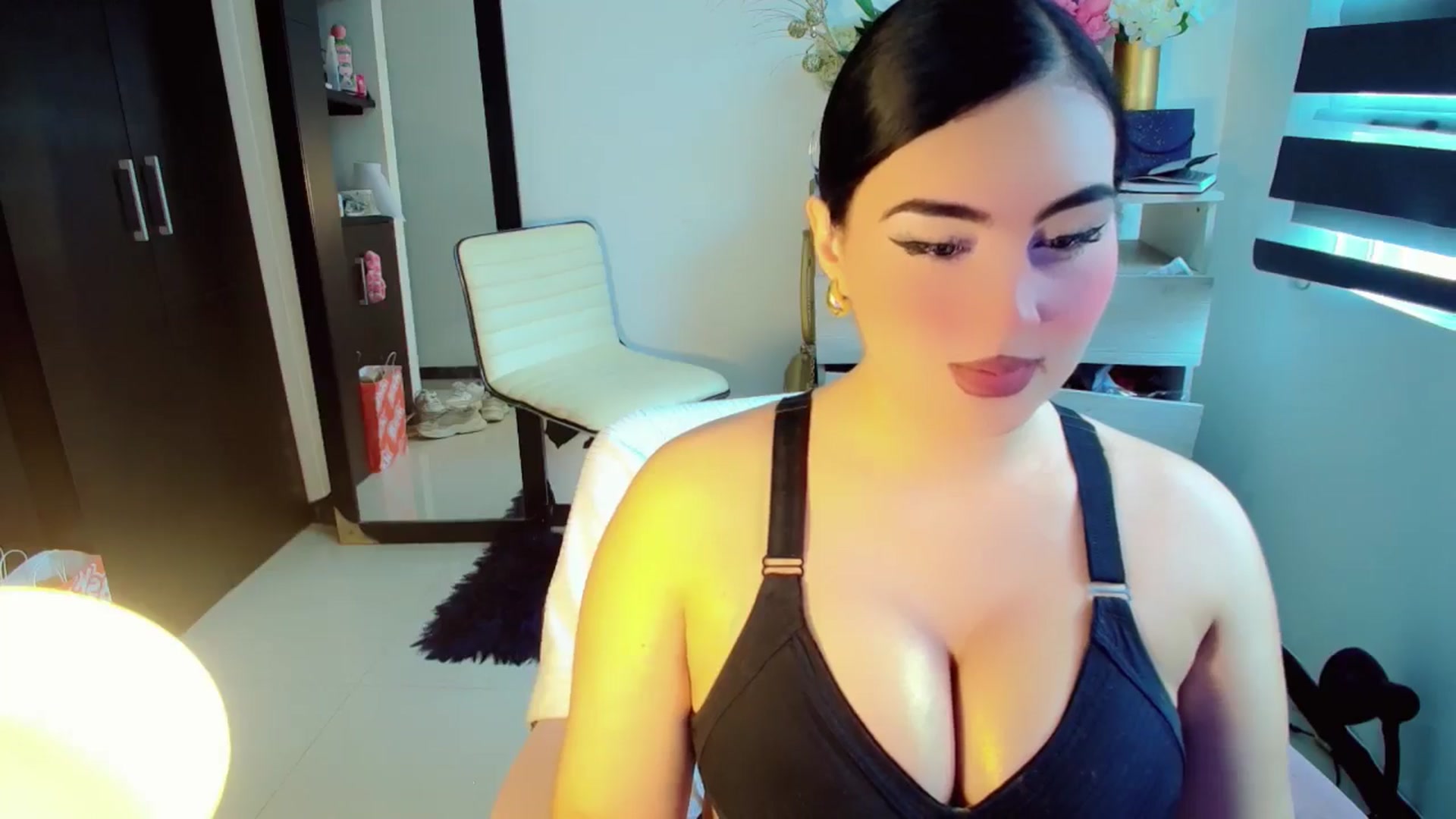 Gallery image thumbnail from BabyGiirl's myfreecams stream on, 07/04/2024, 18:02 image 2 of 20