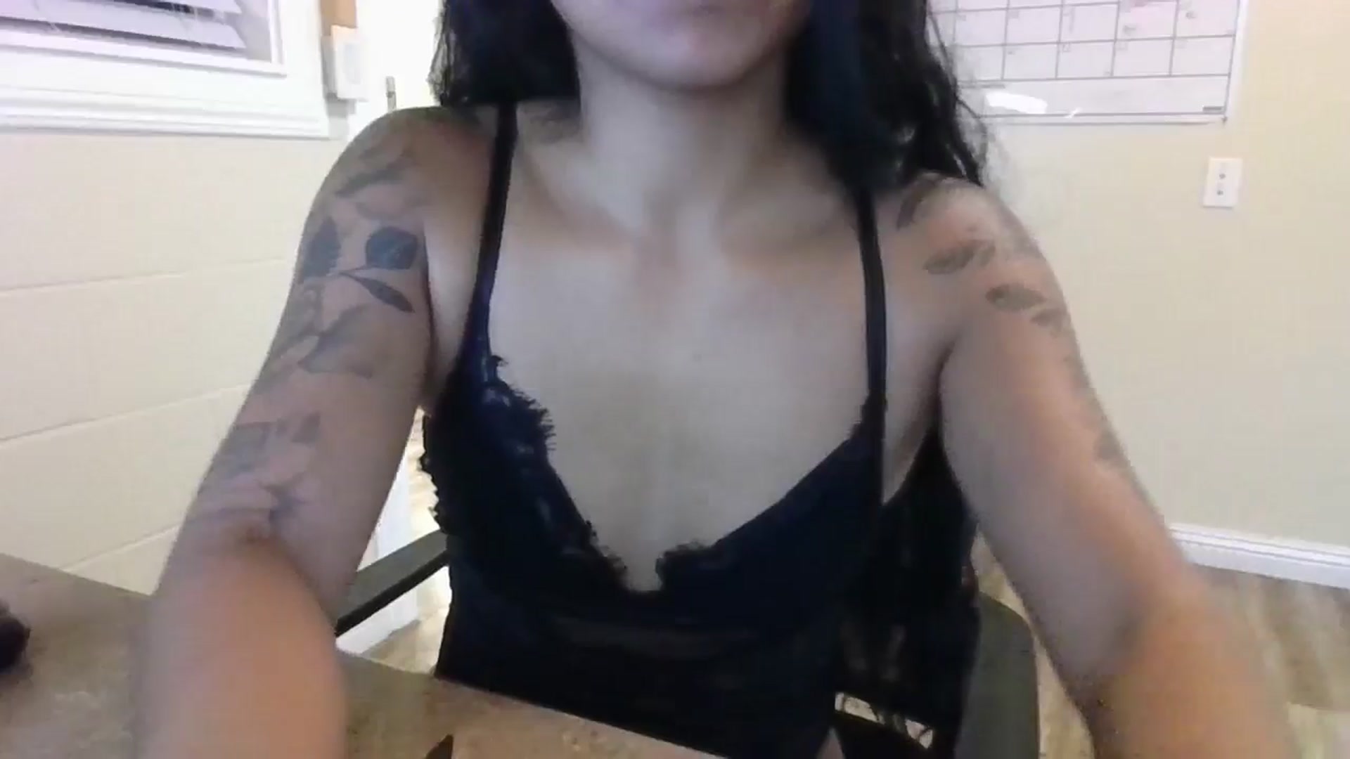 Gallery image thumbnail from BabyGirlHI808's myfreecams stream on, 01/12/2025, 21:05 image 20 of 20
