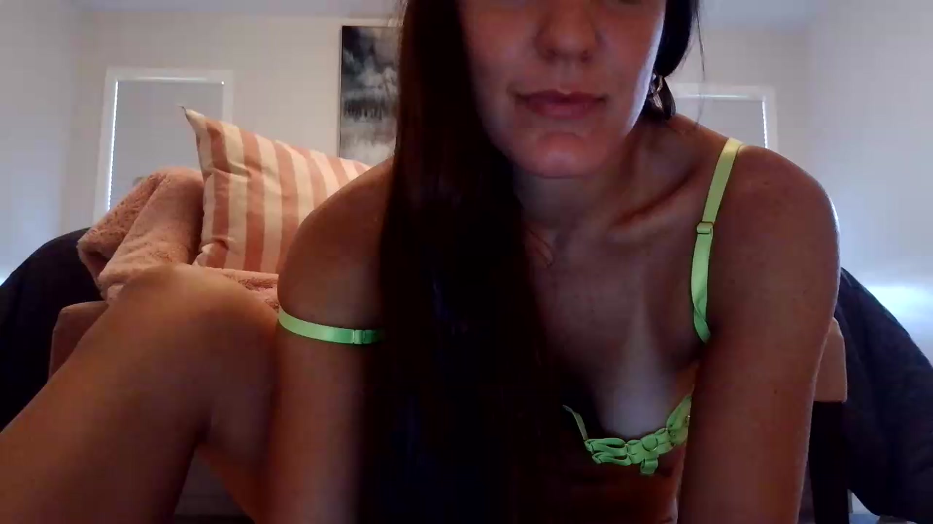 Gallery image thumbnail from BabyGirlxoxo's myfreecams stream on, 08/17/2026, 15:59 image 13 of 20