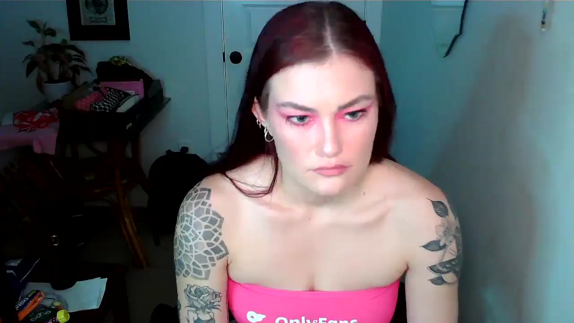 Gallery image thumbnail from BabyKayyVixen's myfreecams stream on, 11/10/2024, 13:38 image 7 of 20