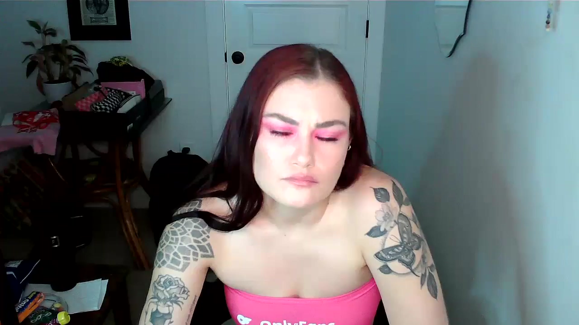 Gallery image thumbnail from BabyKayyVixen's myfreecams stream on, 11/10/2024, 13:38 image 9 of 20