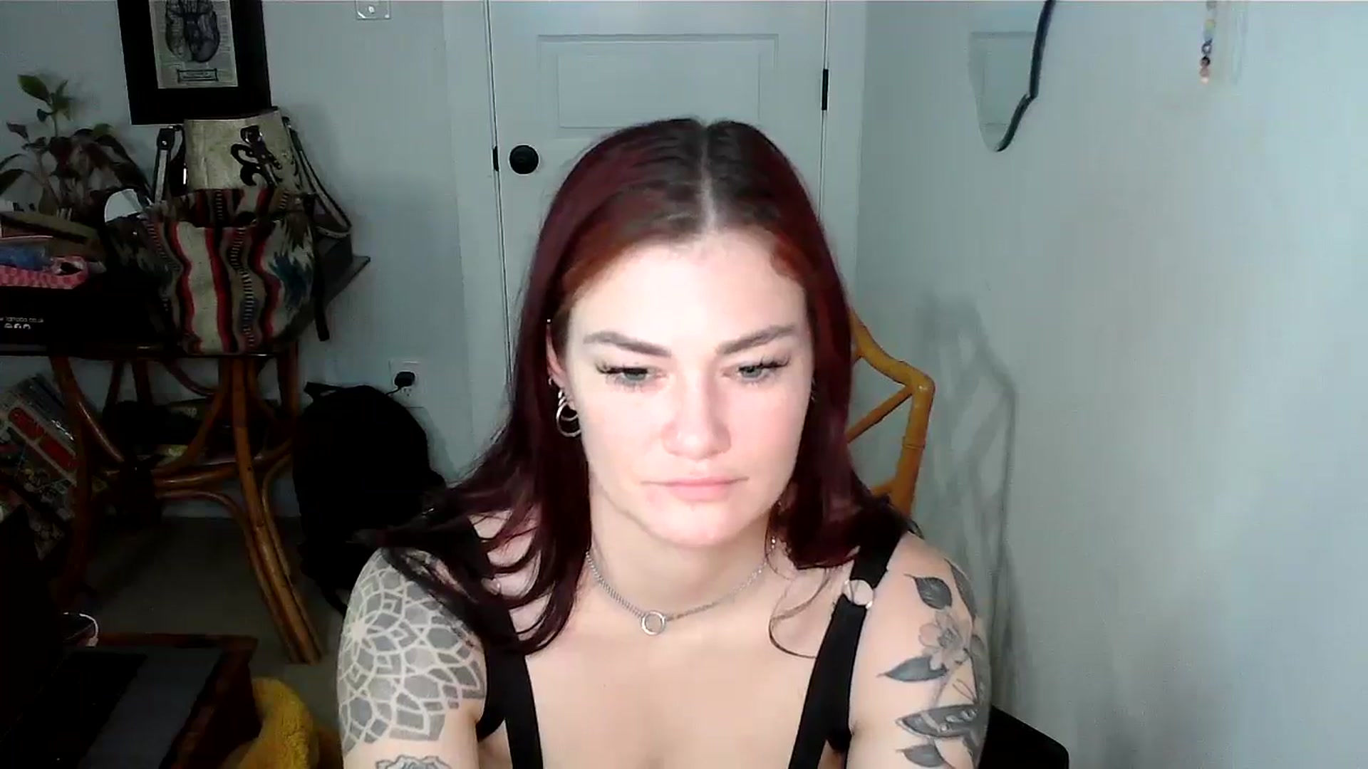 Gallery image thumbnail from BabyKayyVixen's myfreecams stream on, 11/17/2024, 13:55 image 10 of 20
