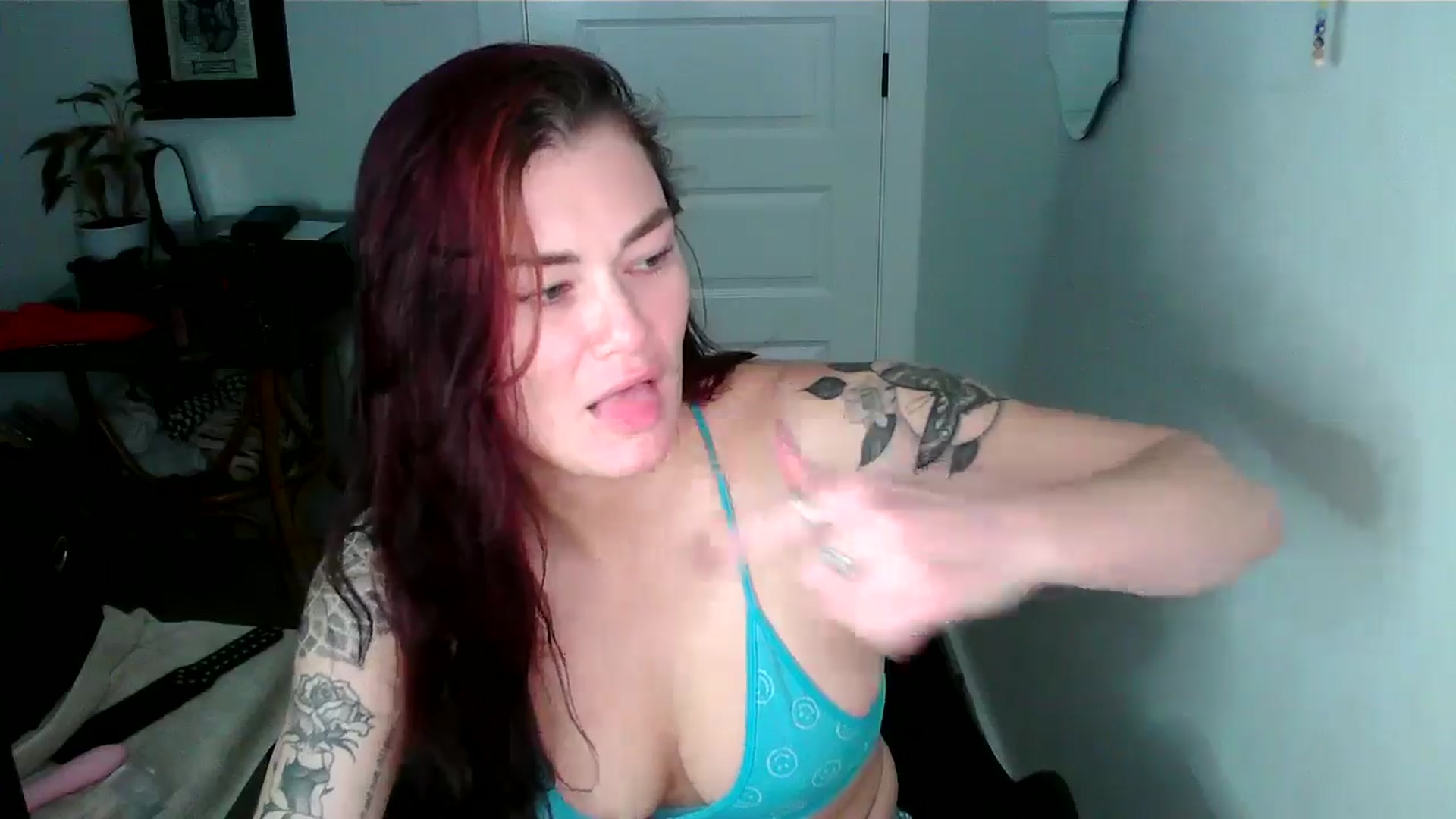 Gallery image thumbnail from BabyKayyVixen's myfreecams stream on, 12/16/2024, 09:22 image 10 of 20