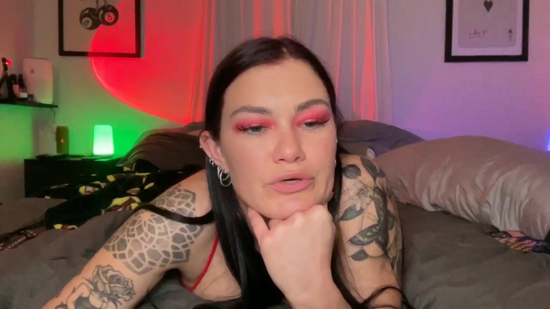 Gallery image thumbnail from BabyKayyVixen's myfreecams stream on, 12/28/2024, 11:33 image 18 of 20