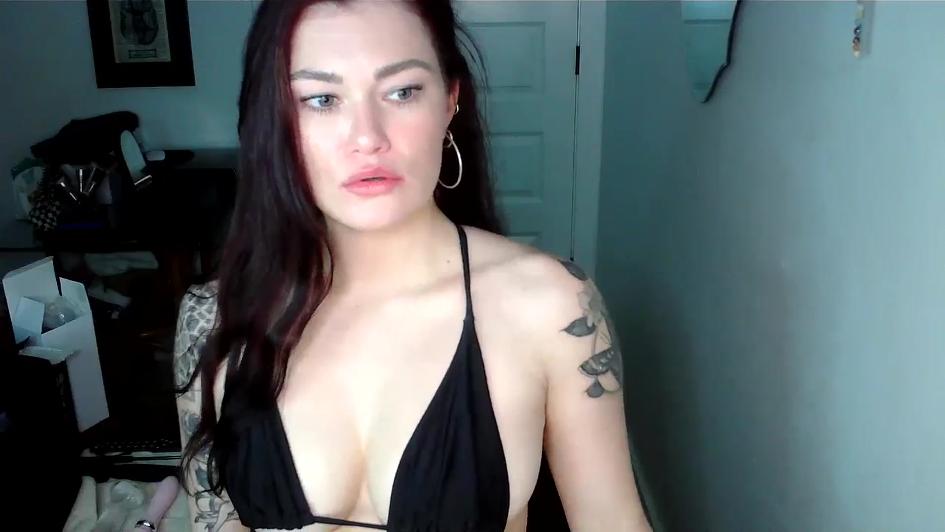 Gallery image thumbnail from BabyKayyVixen's myfreecams stream on, 01/13/2025, 08:23 image 16 of 20