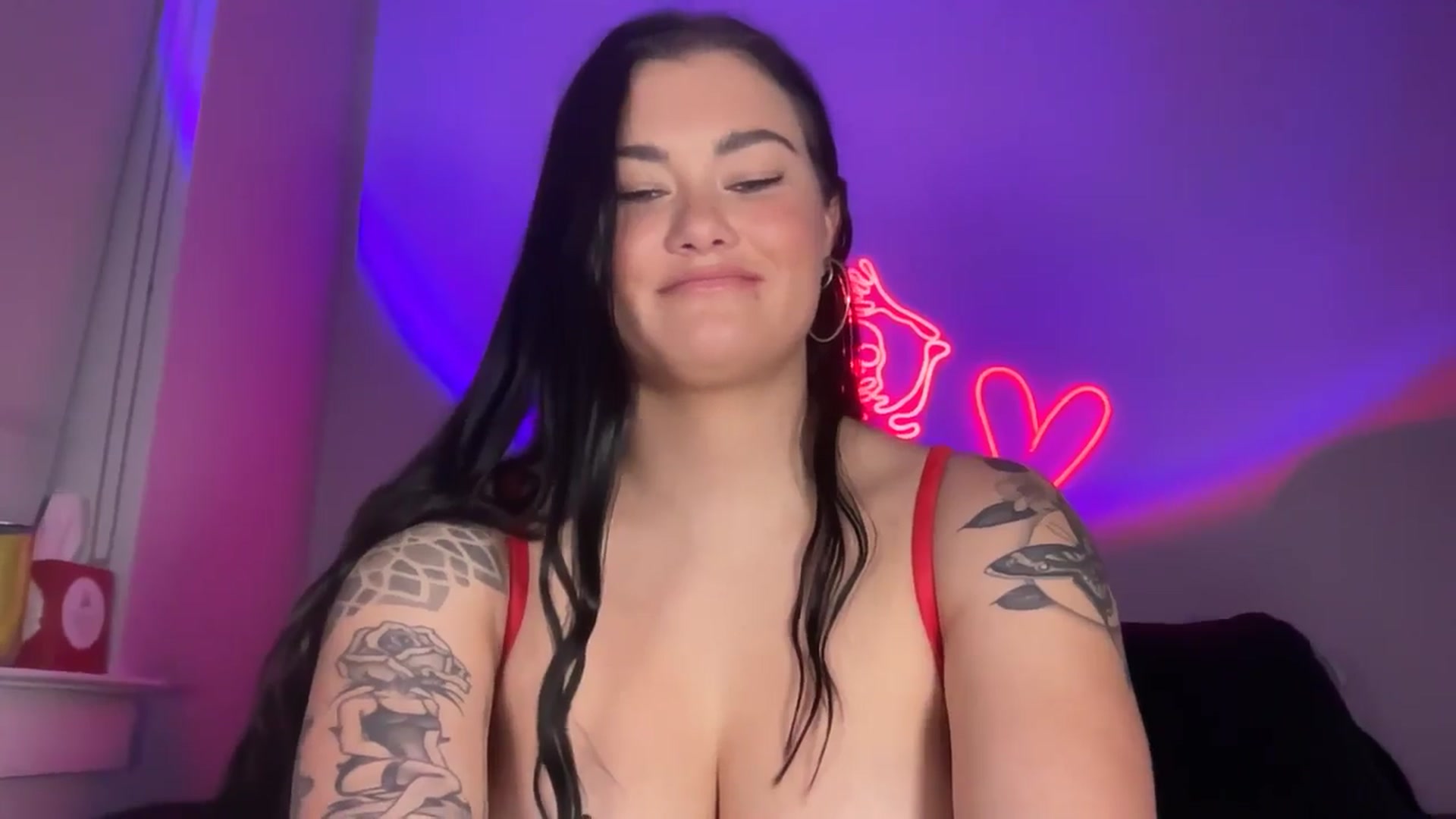 Gallery image thumbnail from BabyKayyVixen's myfreecams stream on, 11/24/2025, 10:11 image 18 of 20