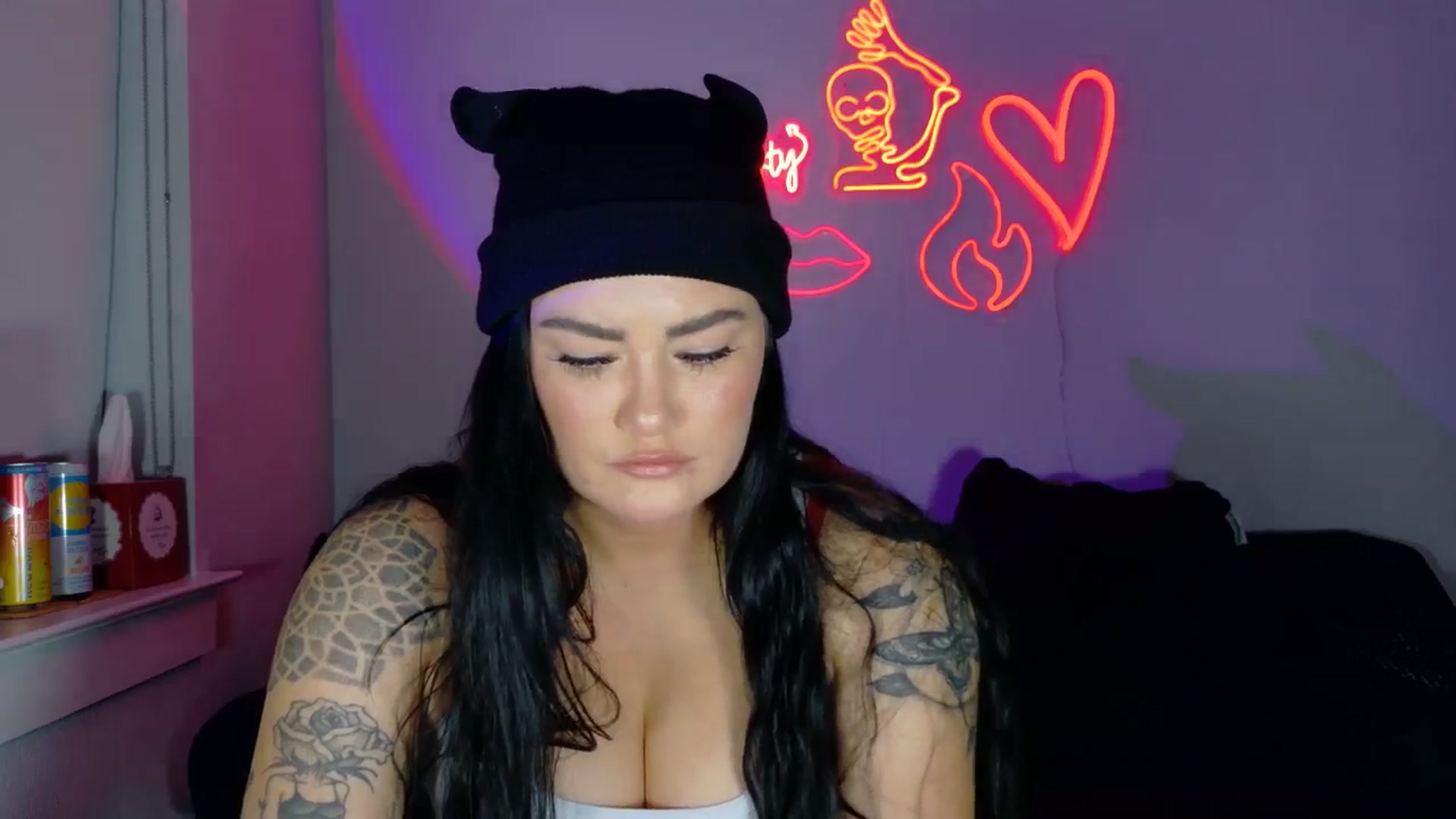 Gallery image thumbnail from BabyKayyVixen's myfreecams stream on, 12/02/2025, 08:31 image 18 of 20