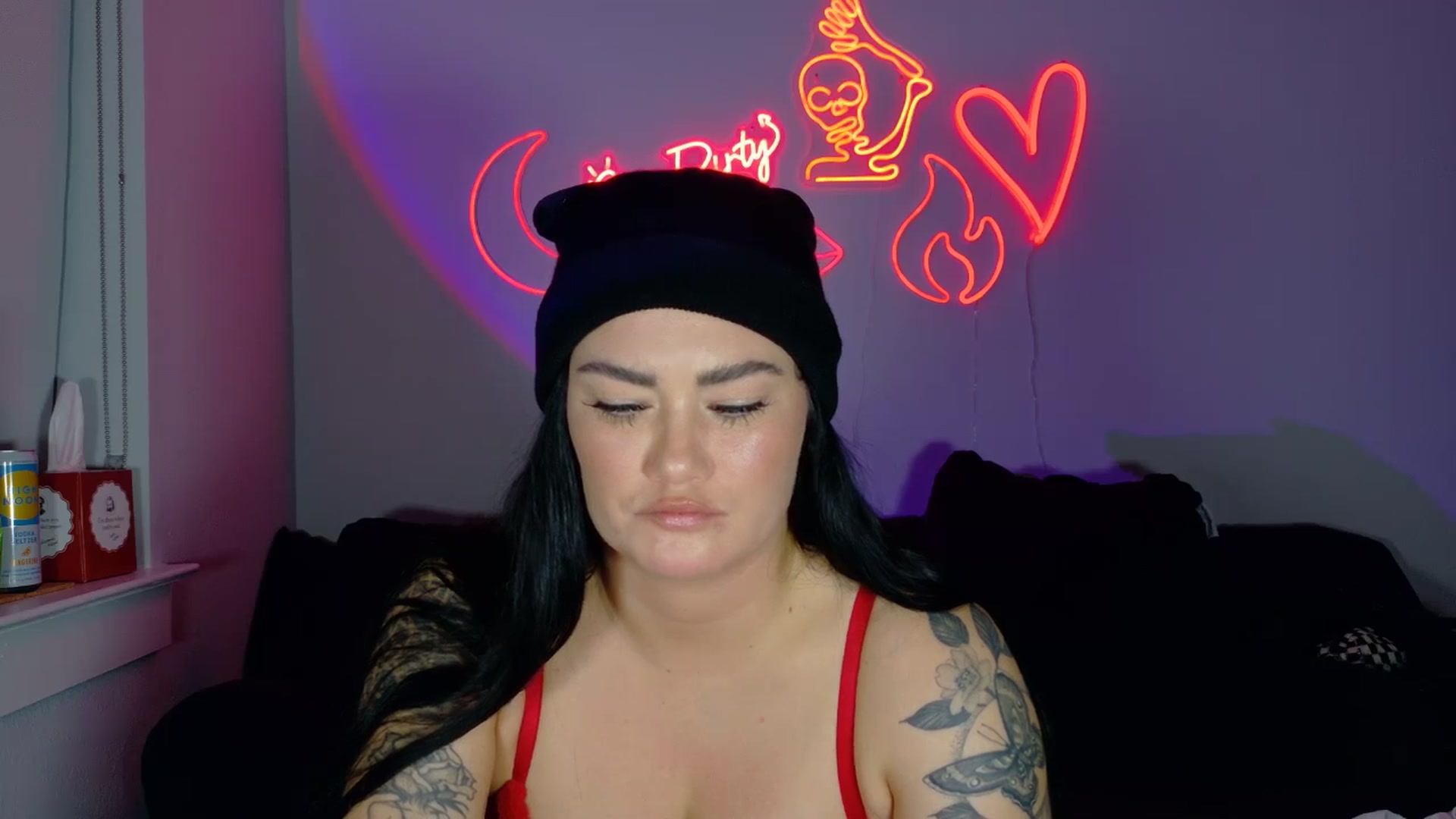 Gallery image thumbnail from BabyKayyVixen's myfreecams stream on, 12/02/2025, 09:43 image 15 of 20
