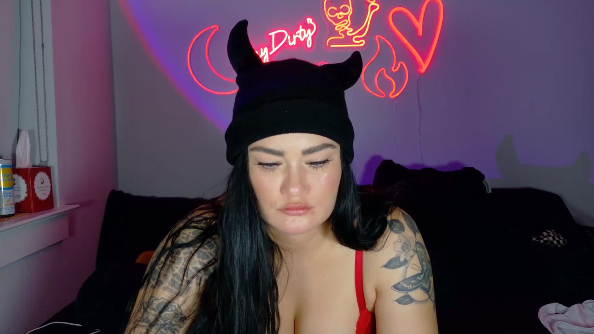 Gallery image thumbnail from BabyKayyVixen's myfreecams stream on, 12/02/2025, 10:32 image 18 of 20