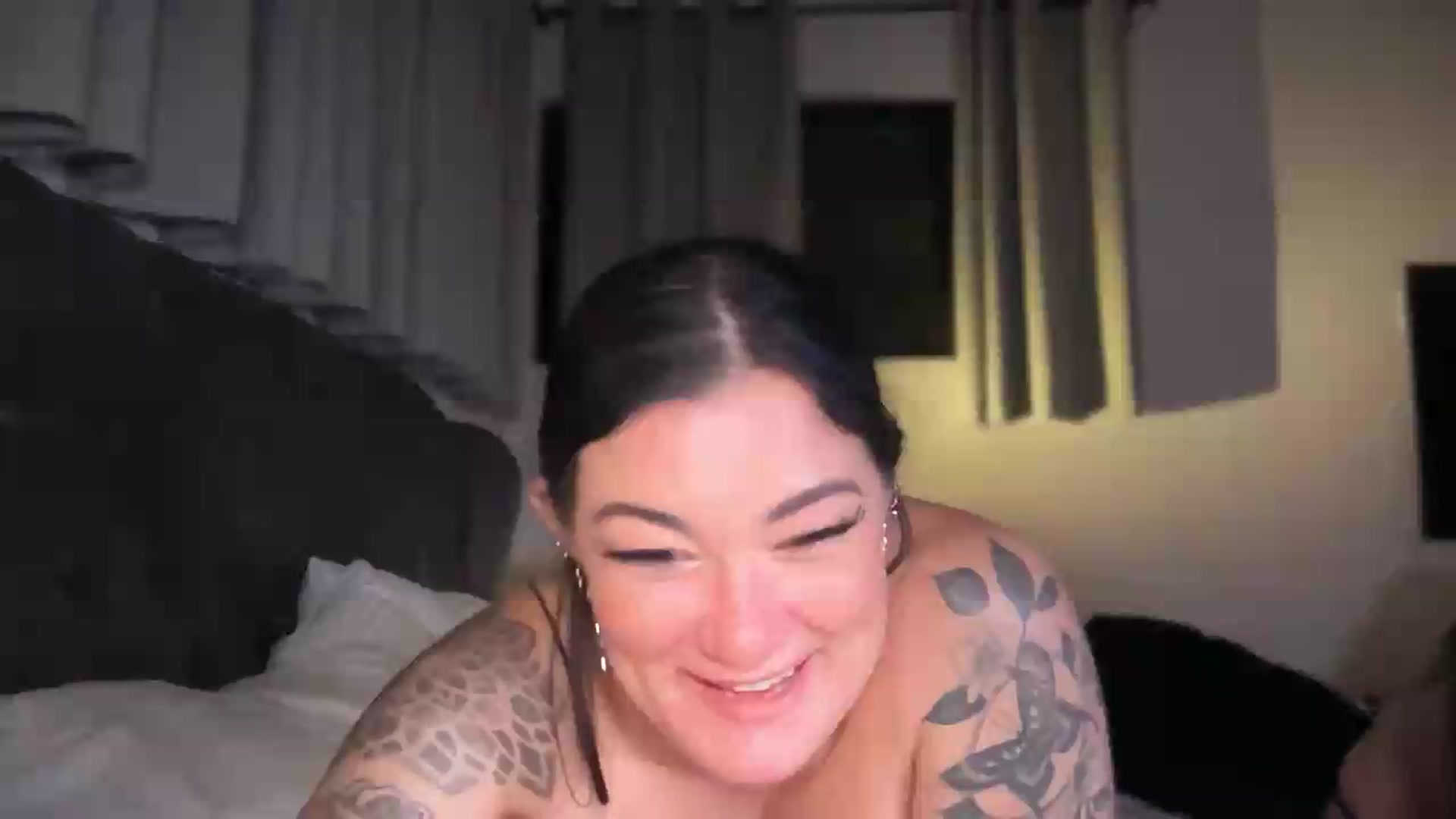 Gallery image thumbnail from BabyKayyVixen's myfreecams stream on, 06/27/2026, 09:06 image 1 of 20