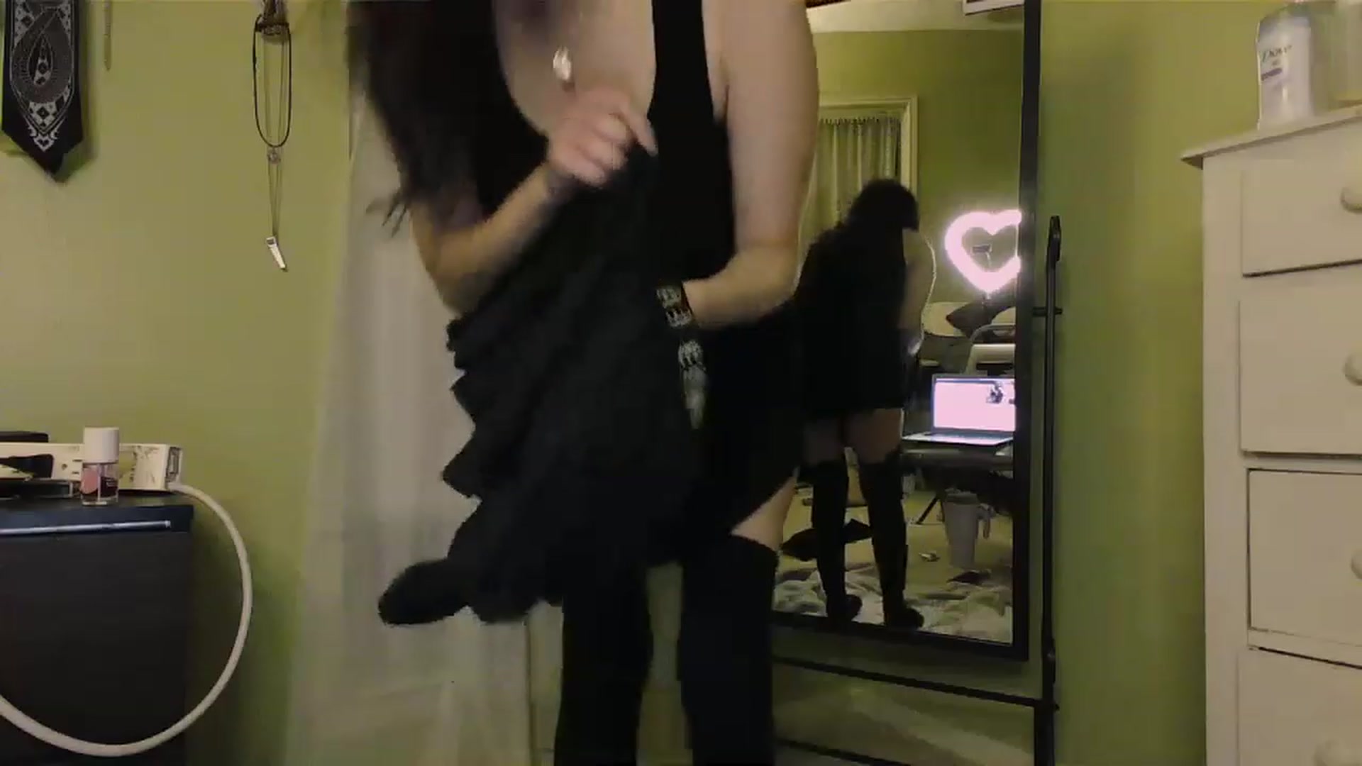 Gallery image thumbnail from BabyLula's myfreecams stream on, 06/01/2023, 04:50 image 11 of 20