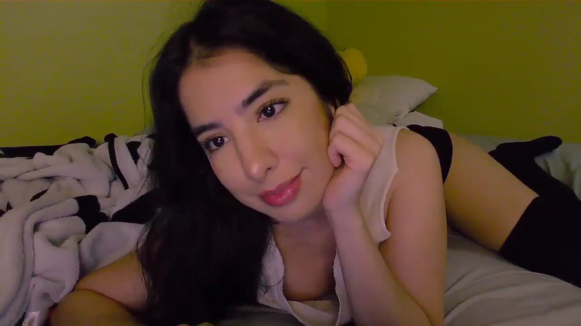 Gallery image thumbnail from BabyLula's myfreecams stream on, 08/16/2023, 04:20 image 2 of 20