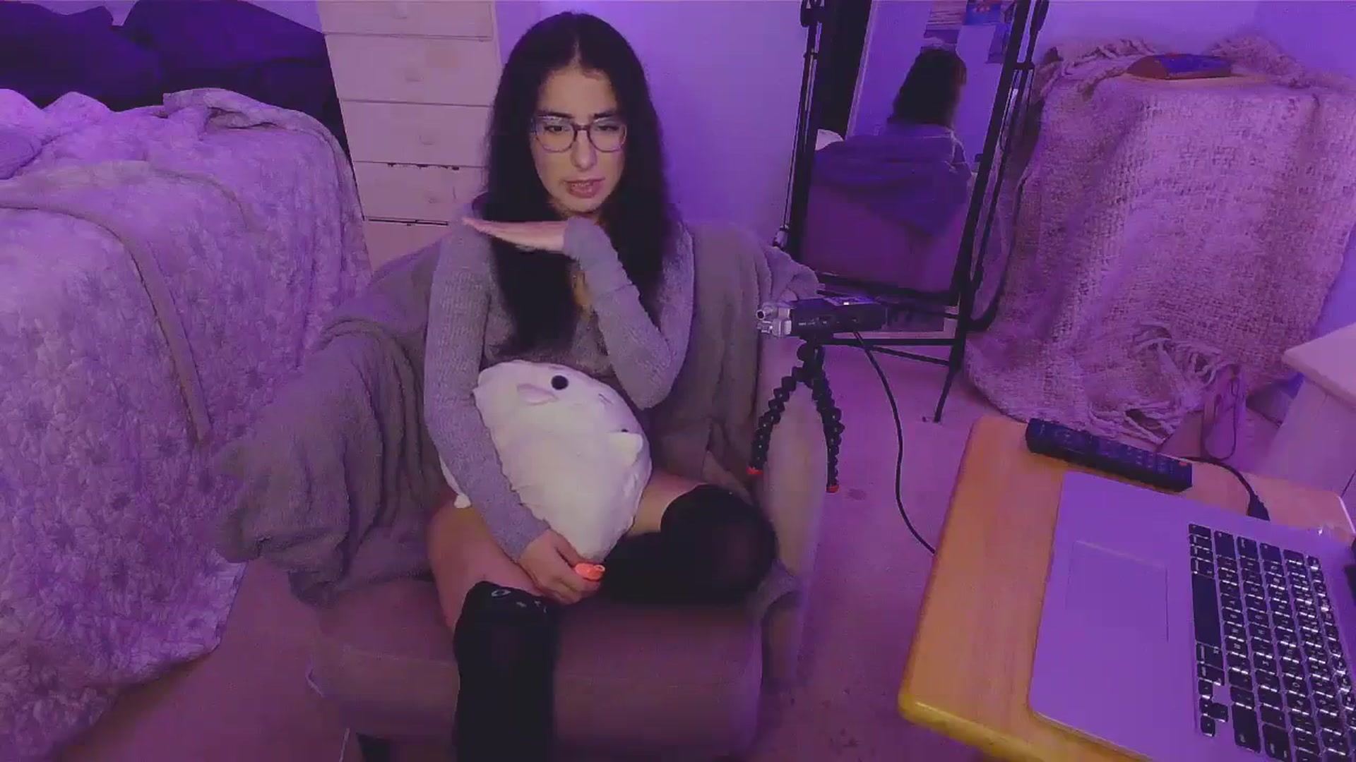 Gallery image thumbnail from BabyLula's myfreecams stream on, 12/16/2023, 05:31 image 6 of 20