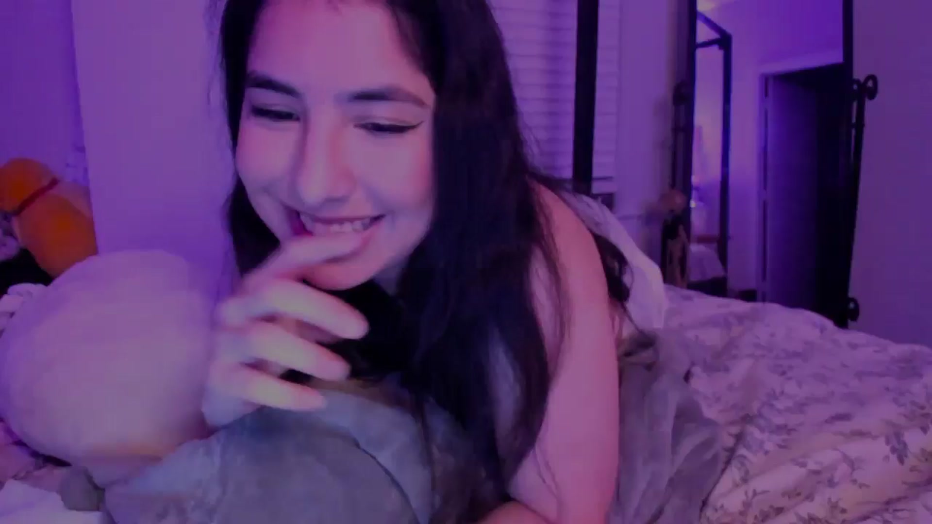 Gallery image thumbnail from BabyLula's myfreecams stream on, 01/16/2025, 02:48 image 1 of 20