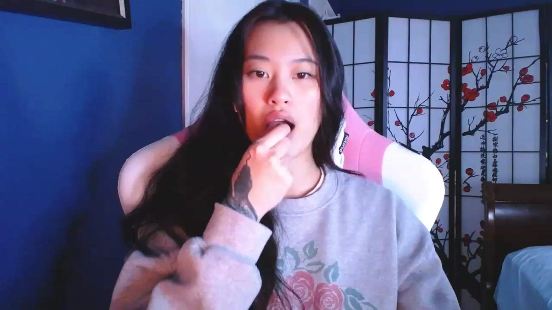 Gallery image thumbnail from BabyMoonCakes's myfreecams stream on, 01/18/2023, 19:29 image 15 of 20