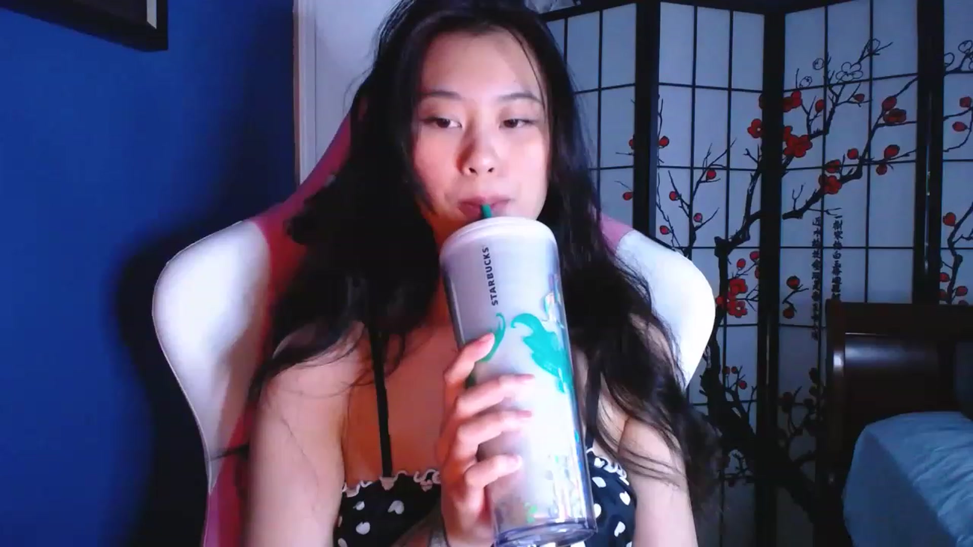 Gallery image thumbnail from BabyMoonCakes's myfreecams stream on, 01/19/2023, 18:11 image 8 of 20