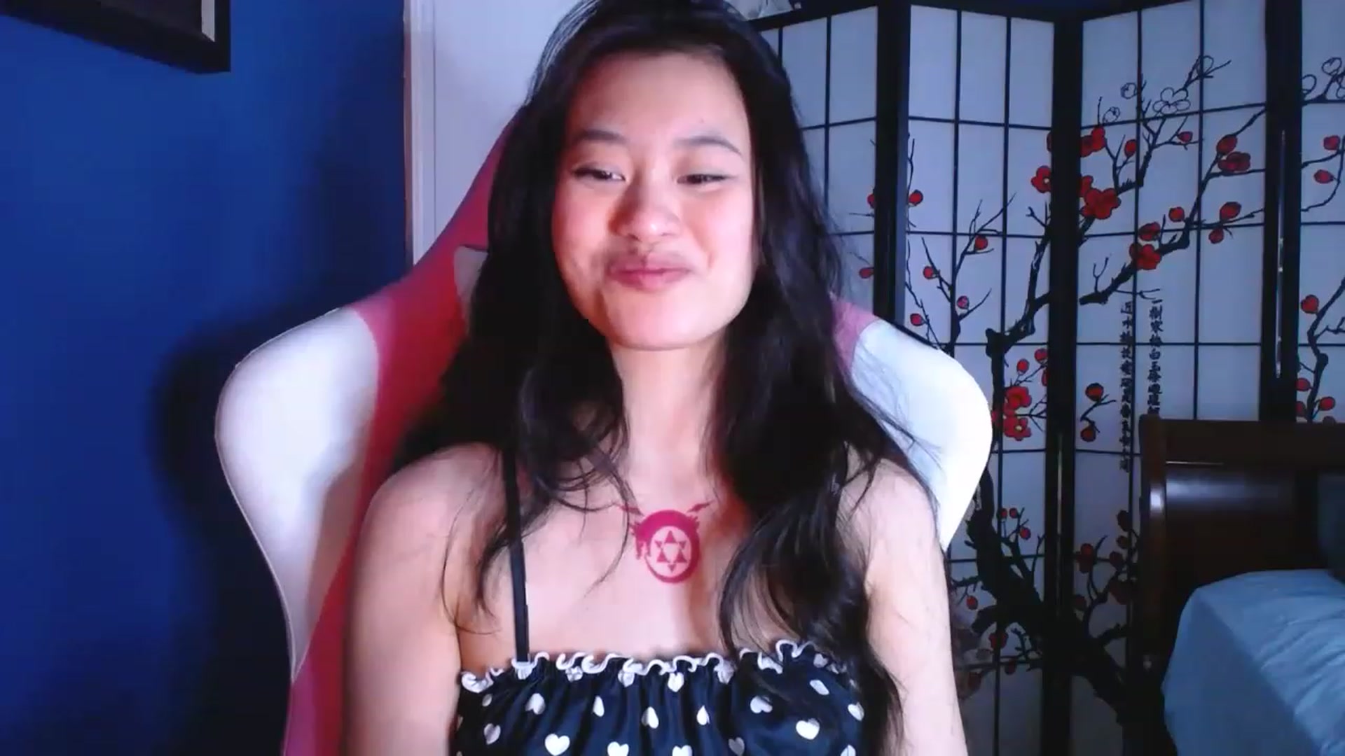 Gallery image thumbnail from BabyMoonCakes's myfreecams stream on, 01/19/2023, 18:11 image 12 of 20