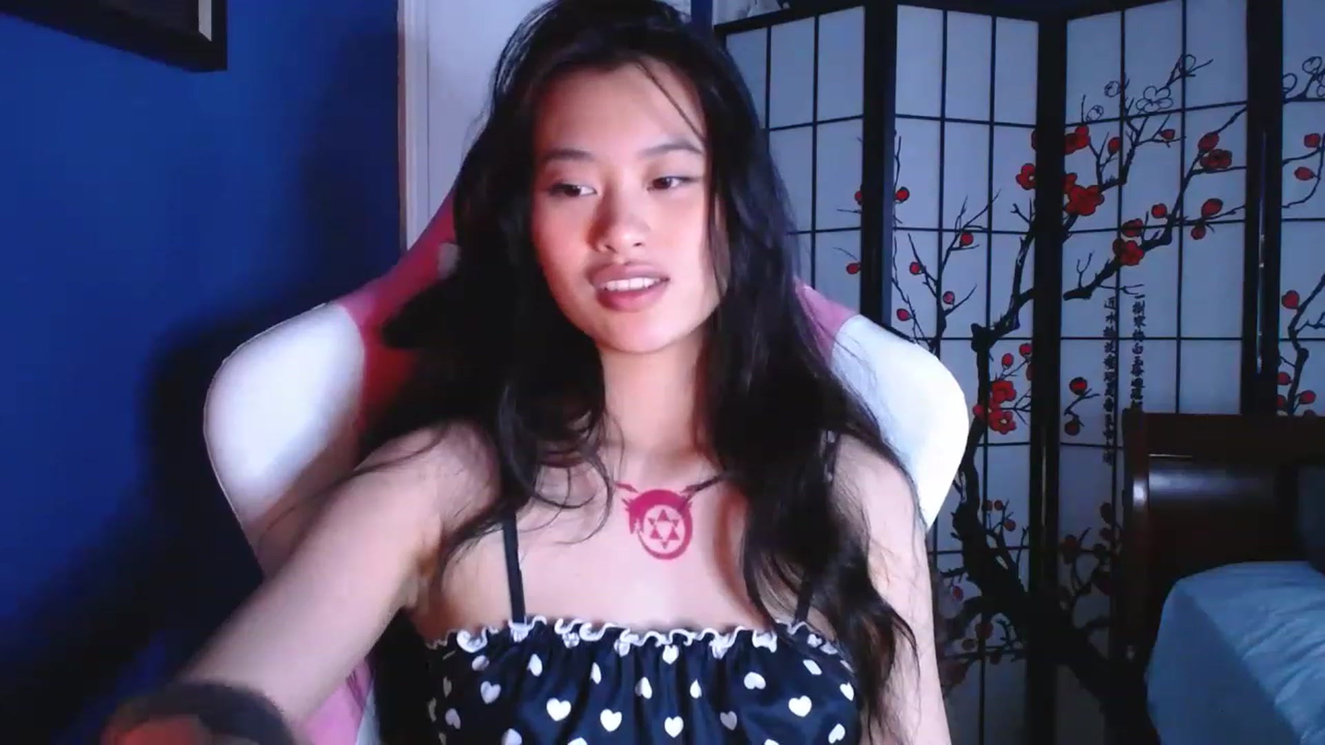 Gallery image thumbnail from BabyMoonCakes's myfreecams stream on, 01/19/2023, 18:11 image 10 of 20