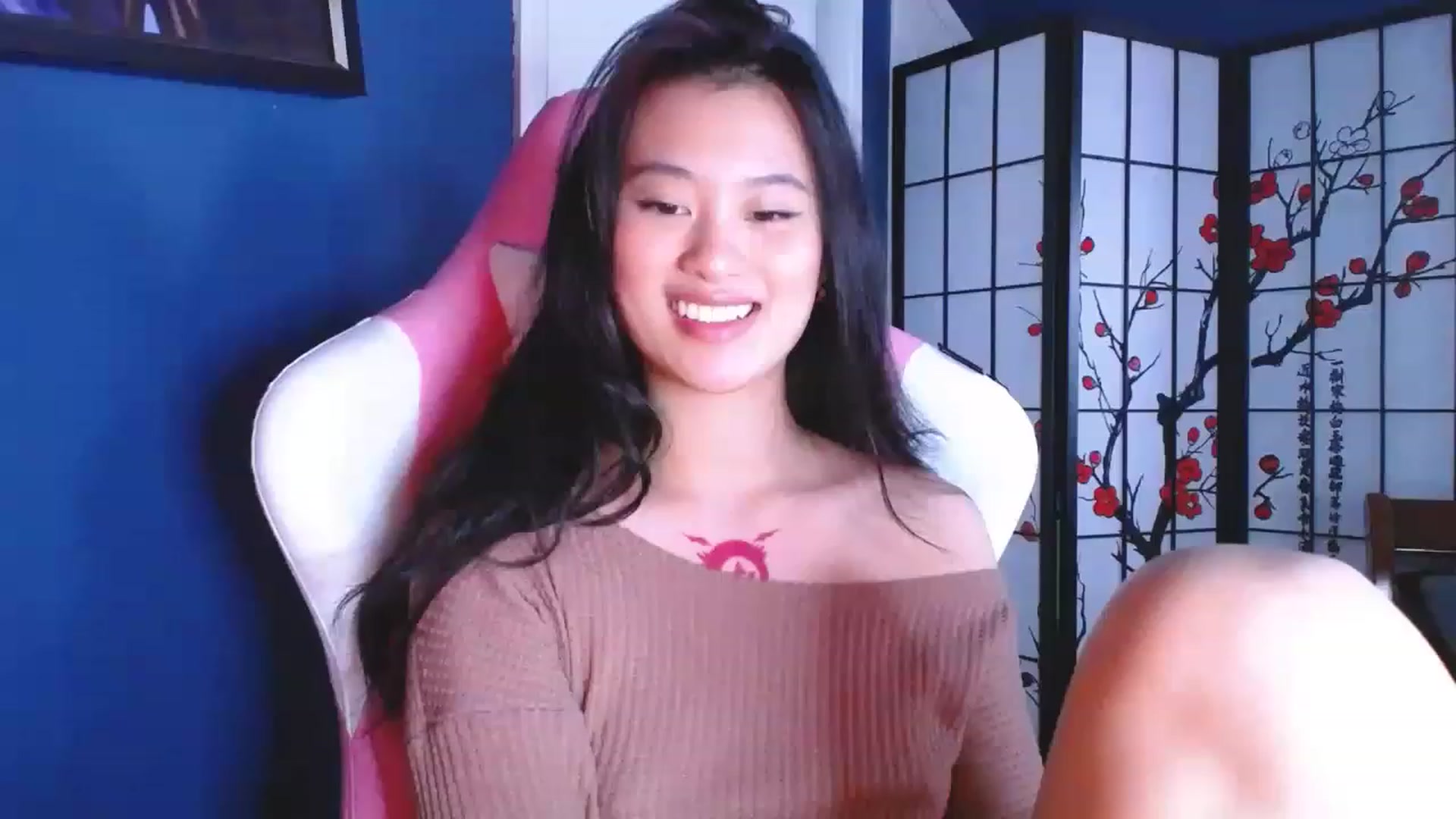Gallery image thumbnail from BabyMoonCakes's myfreecams stream on, 01/25/2023, 17:52 image 8 of 20