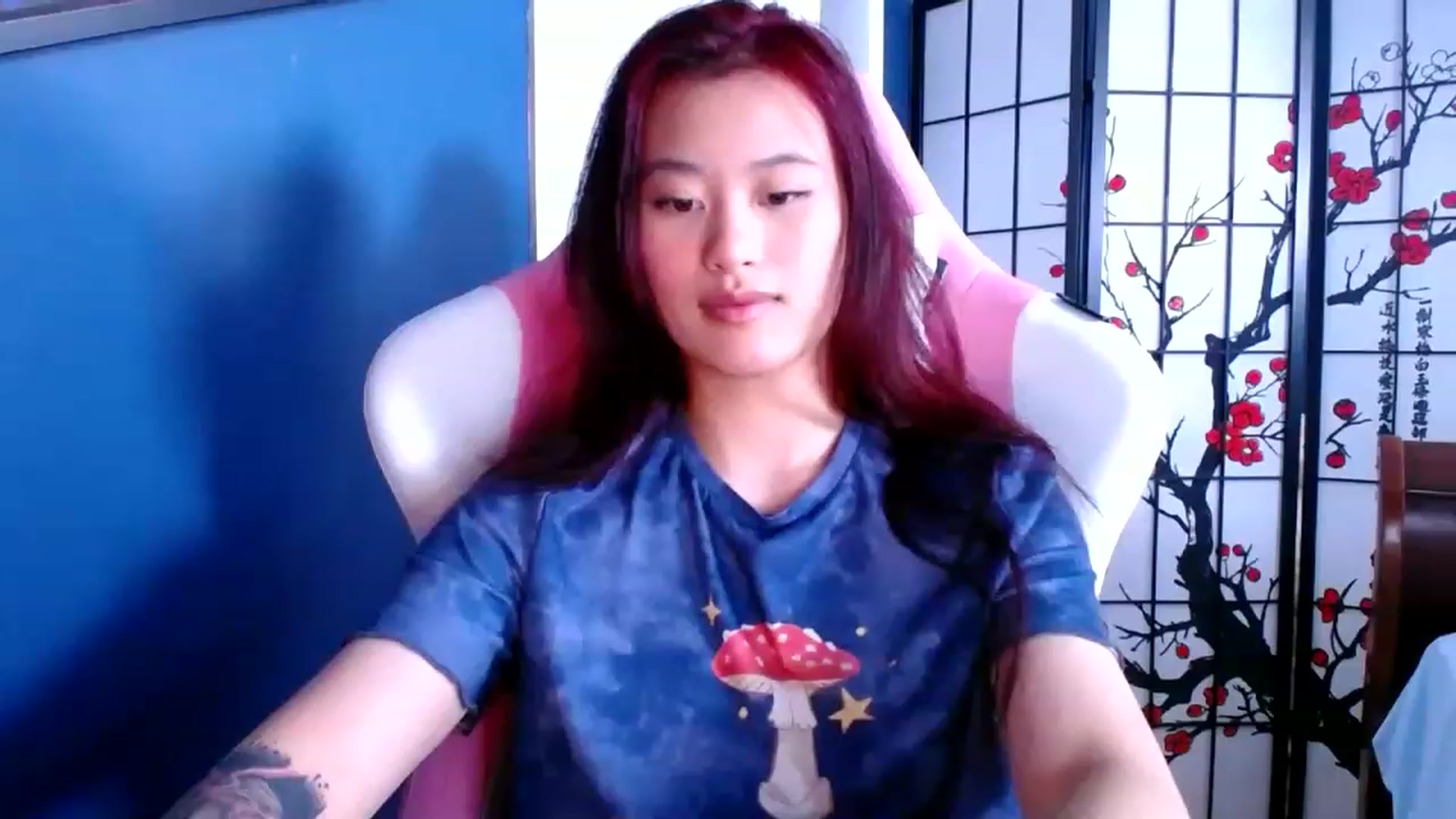 Gallery image thumbnail from BabyMoonCakes's myfreecams stream on, 01/30/2023, 18:17 image 6 of 20