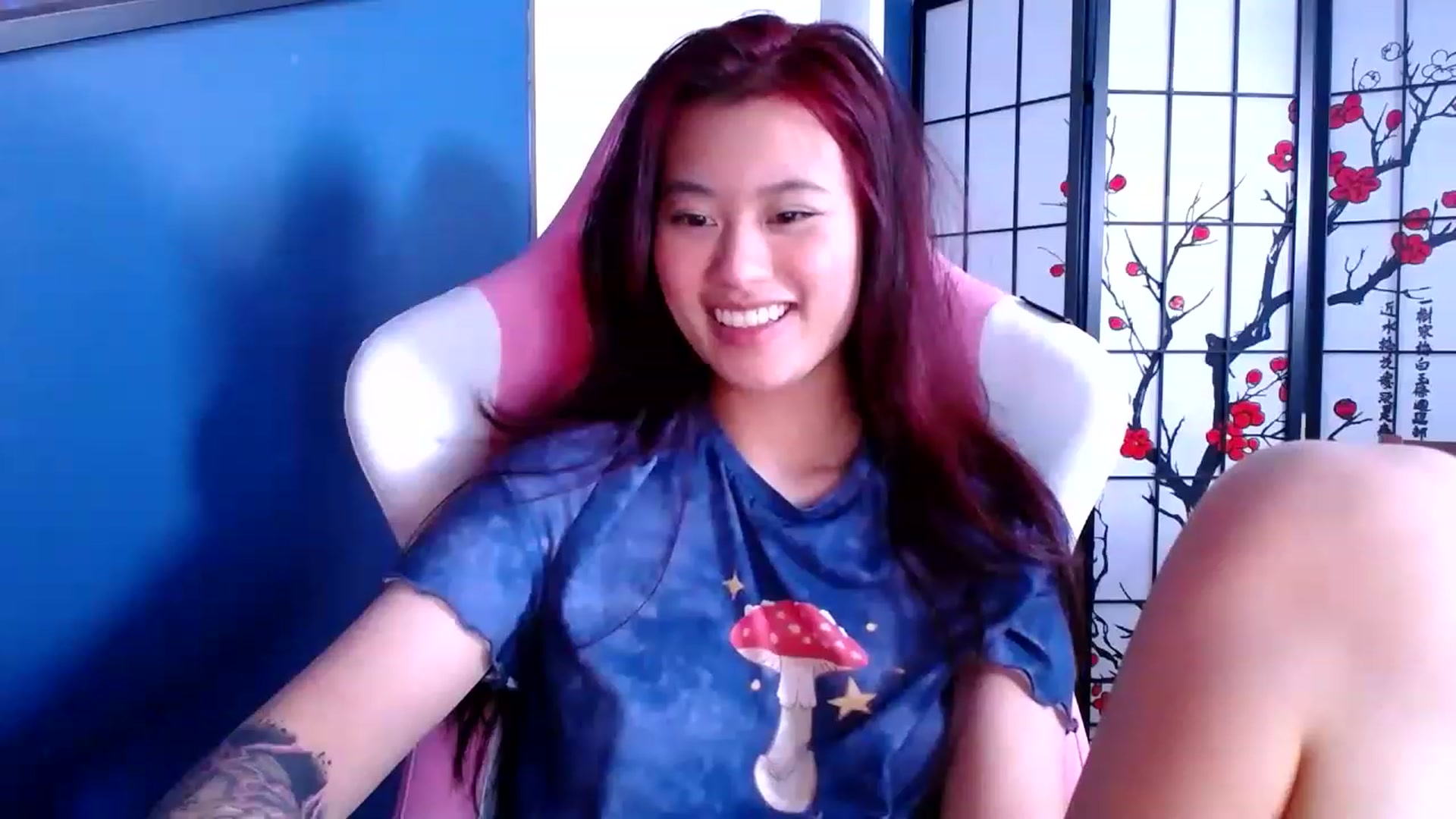 Gallery image thumbnail from BabyMoonCakes's myfreecams stream on, 01/30/2023, 18:17 image 16 of 20