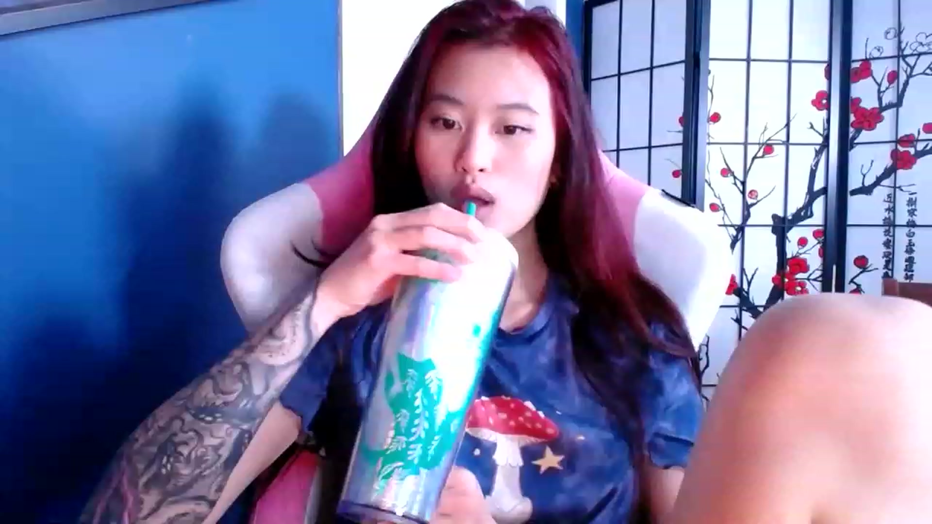 Gallery image thumbnail from BabyMoonCakes's myfreecams stream on, 01/30/2023, 18:17 image 12 of 20