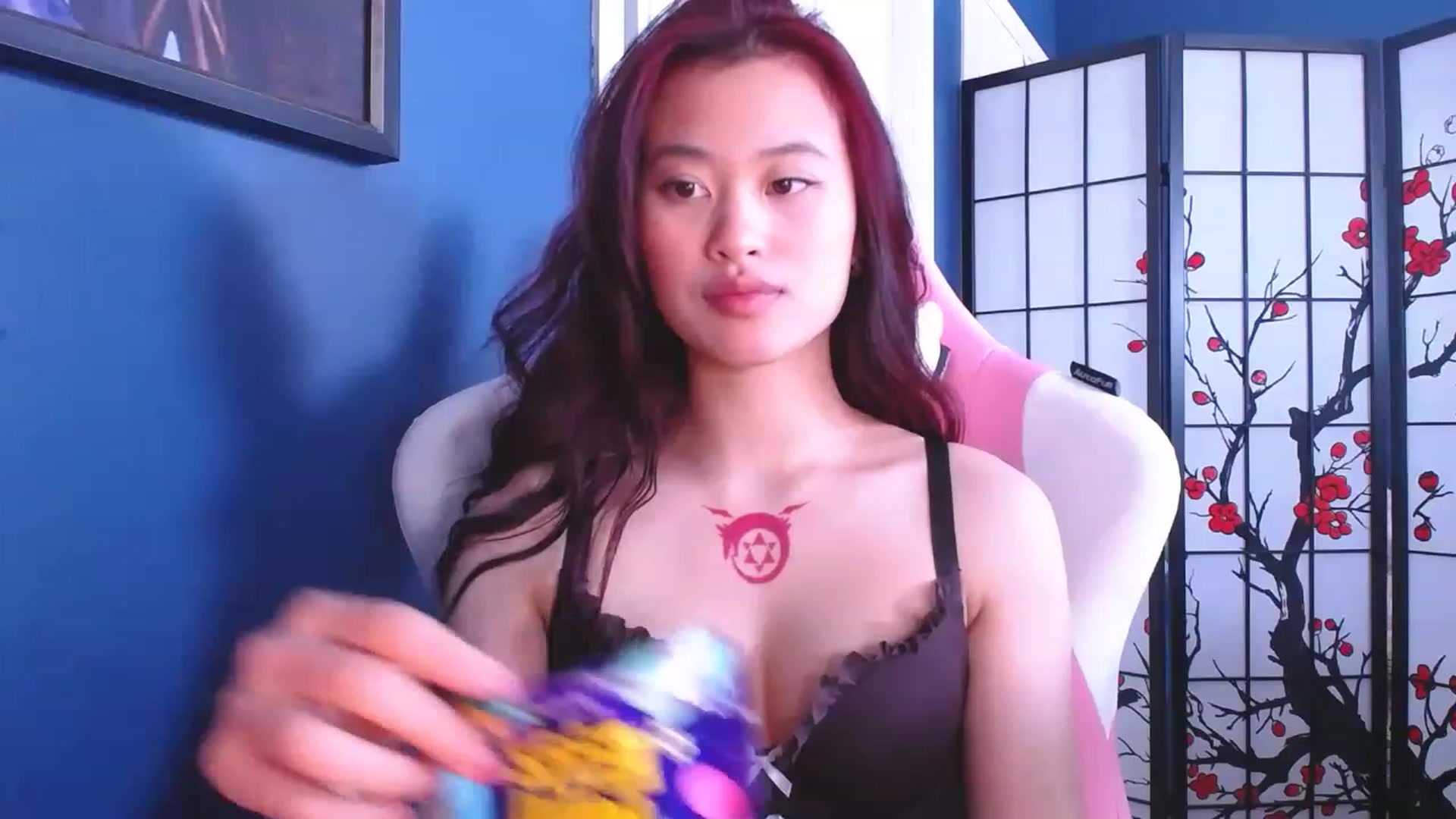 Gallery image thumbnail from BabyMoonCakes's myfreecams stream on, 02/01/2023, 18:01 image 13 of 20