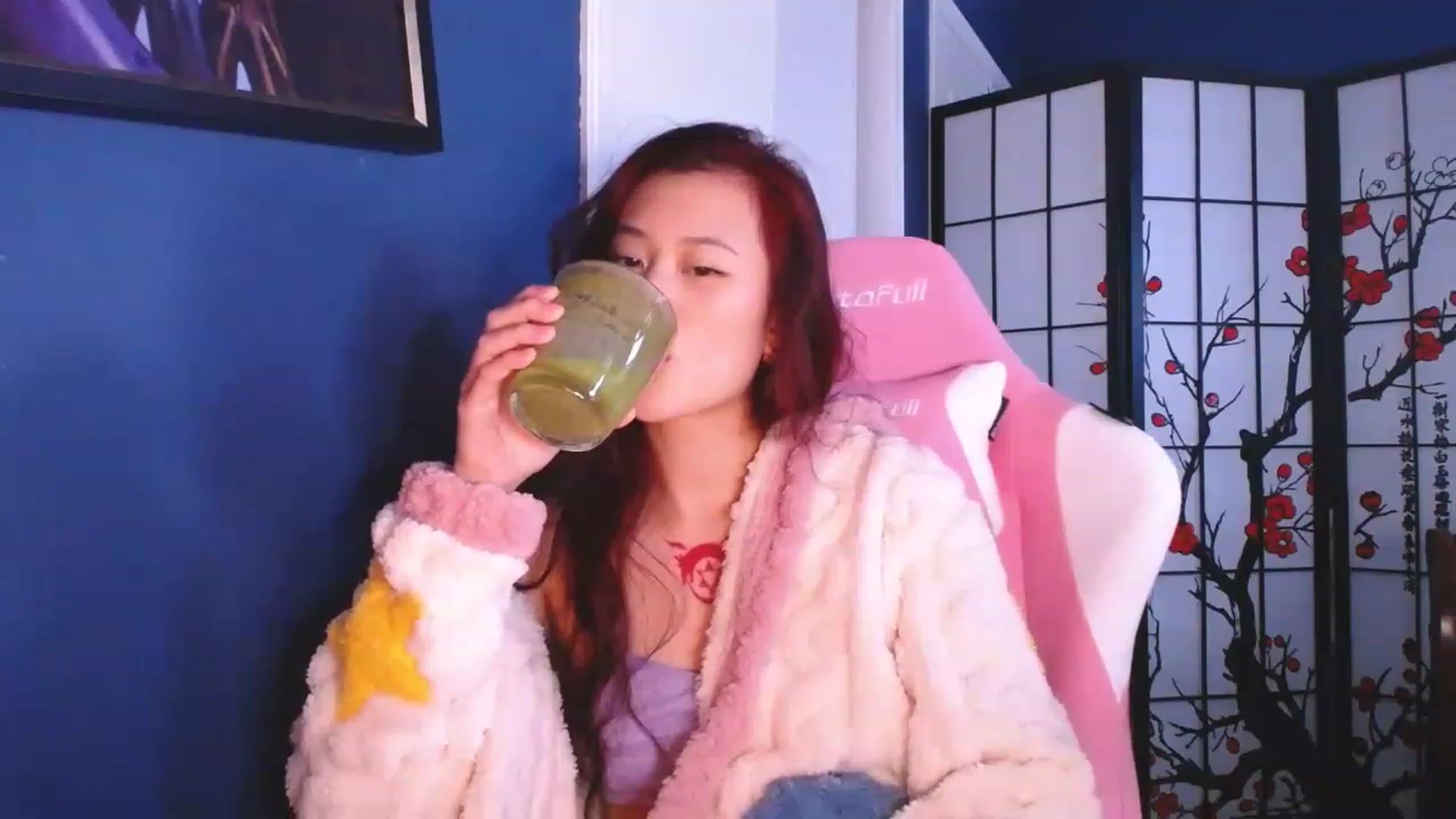 Gallery image thumbnail from BabyMoonCakes's myfreecams stream on, 02/02/2023, 22:28 image 7 of 20