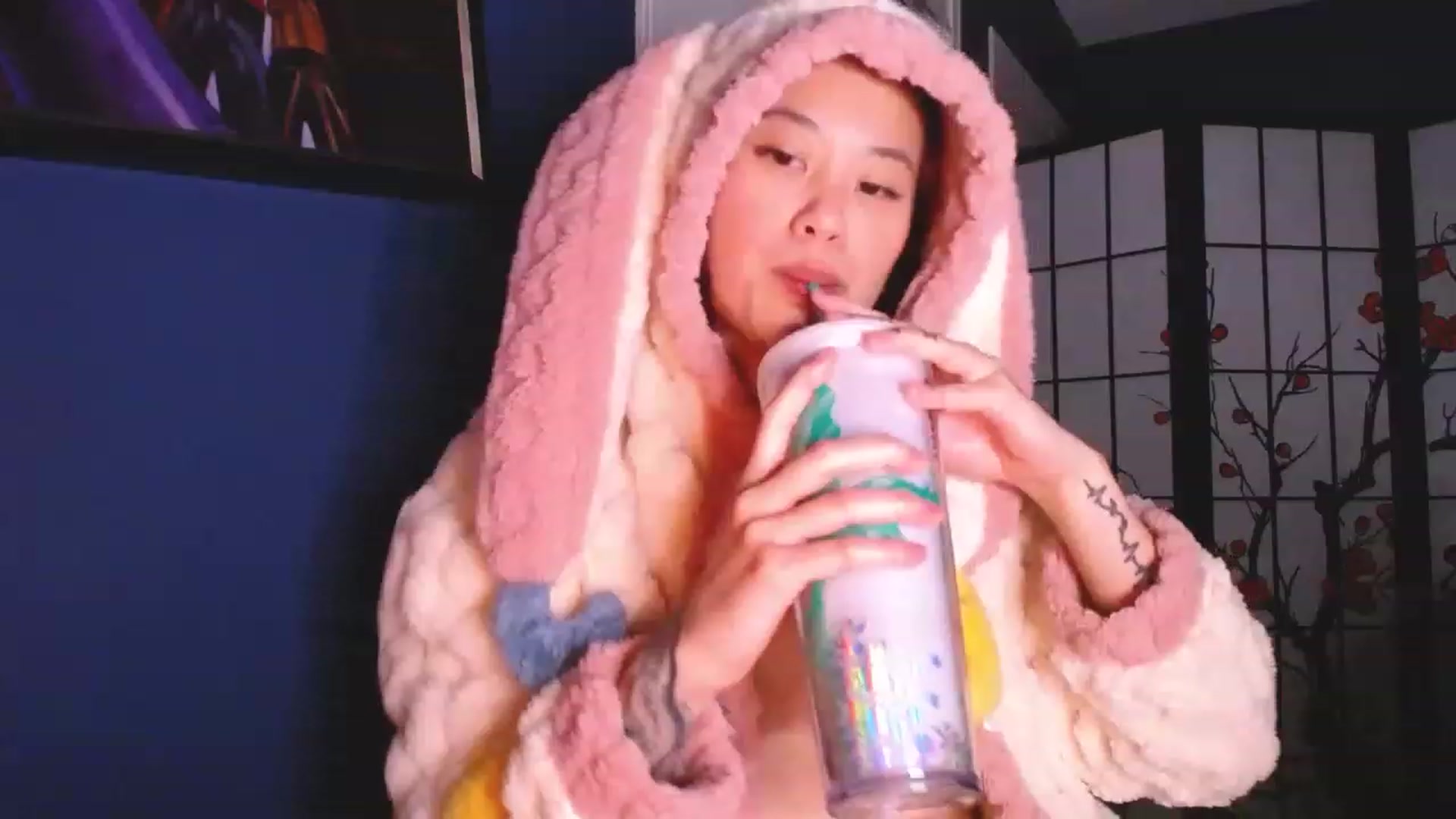 Gallery image thumbnail from BabyMoonCakes's myfreecams stream on, 02/02/2023, 23:49 image 17 of 20