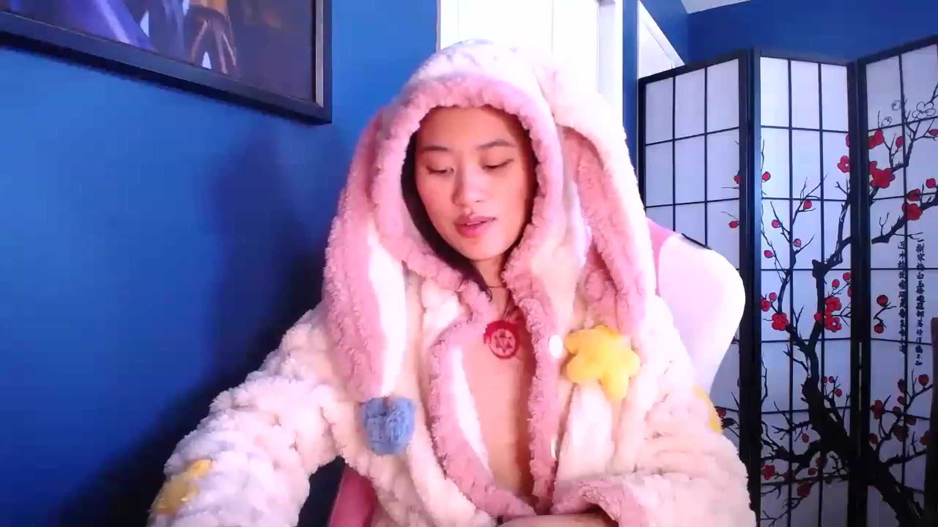 Gallery image thumbnail from BabyMoonCakes's myfreecams stream on, 02/06/2023, 18:39 image 10 of 20