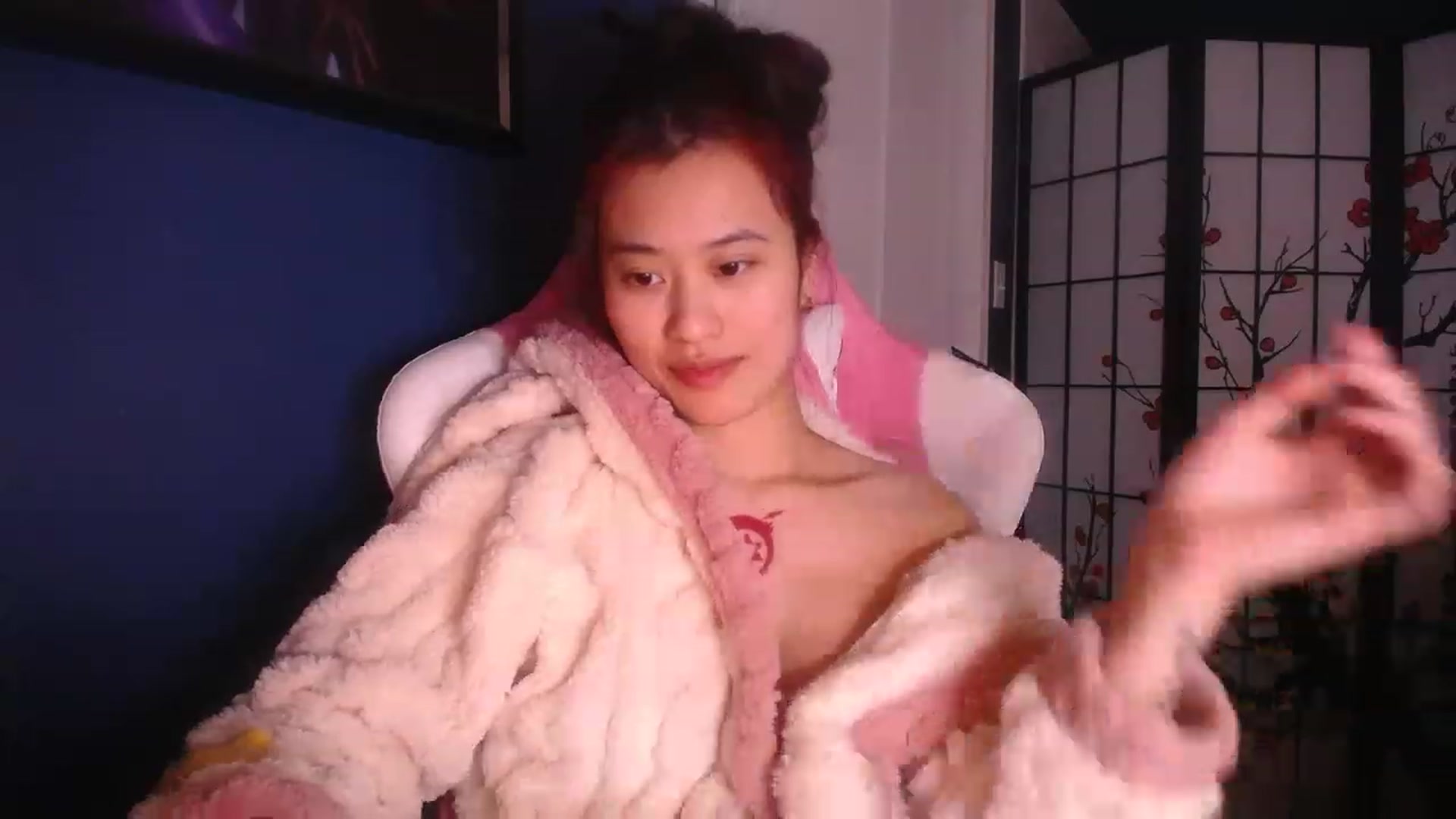 Gallery image thumbnail from BabyMoonCakes's myfreecams stream on, 02/09/2023, 23:00 image 13 of 20