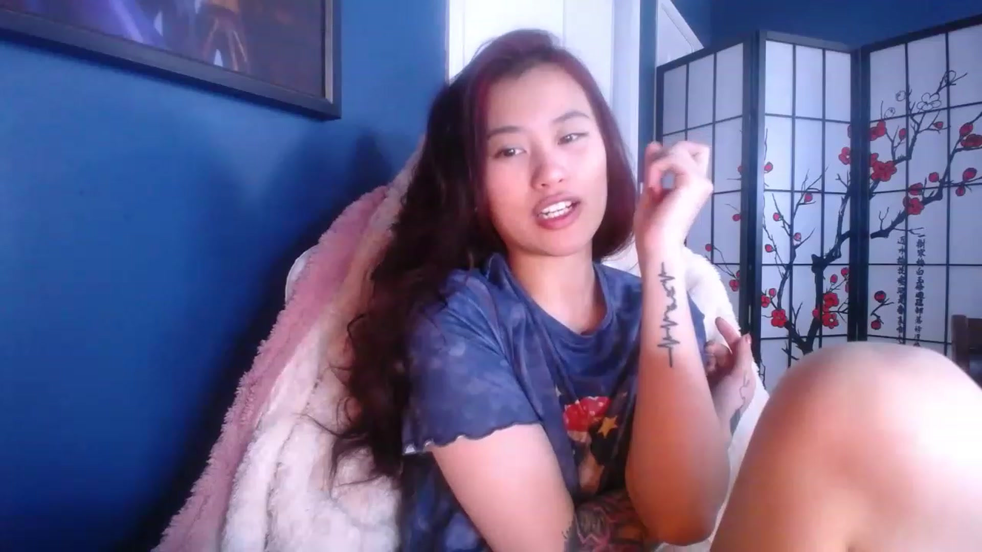 Gallery image thumbnail from BabyMoonCakes's myfreecams stream on, 02/17/2023, 19:03 image 10 of 20